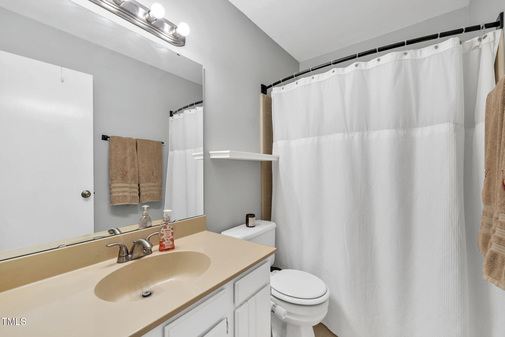 4401 Shadetree Court Property Photo 31