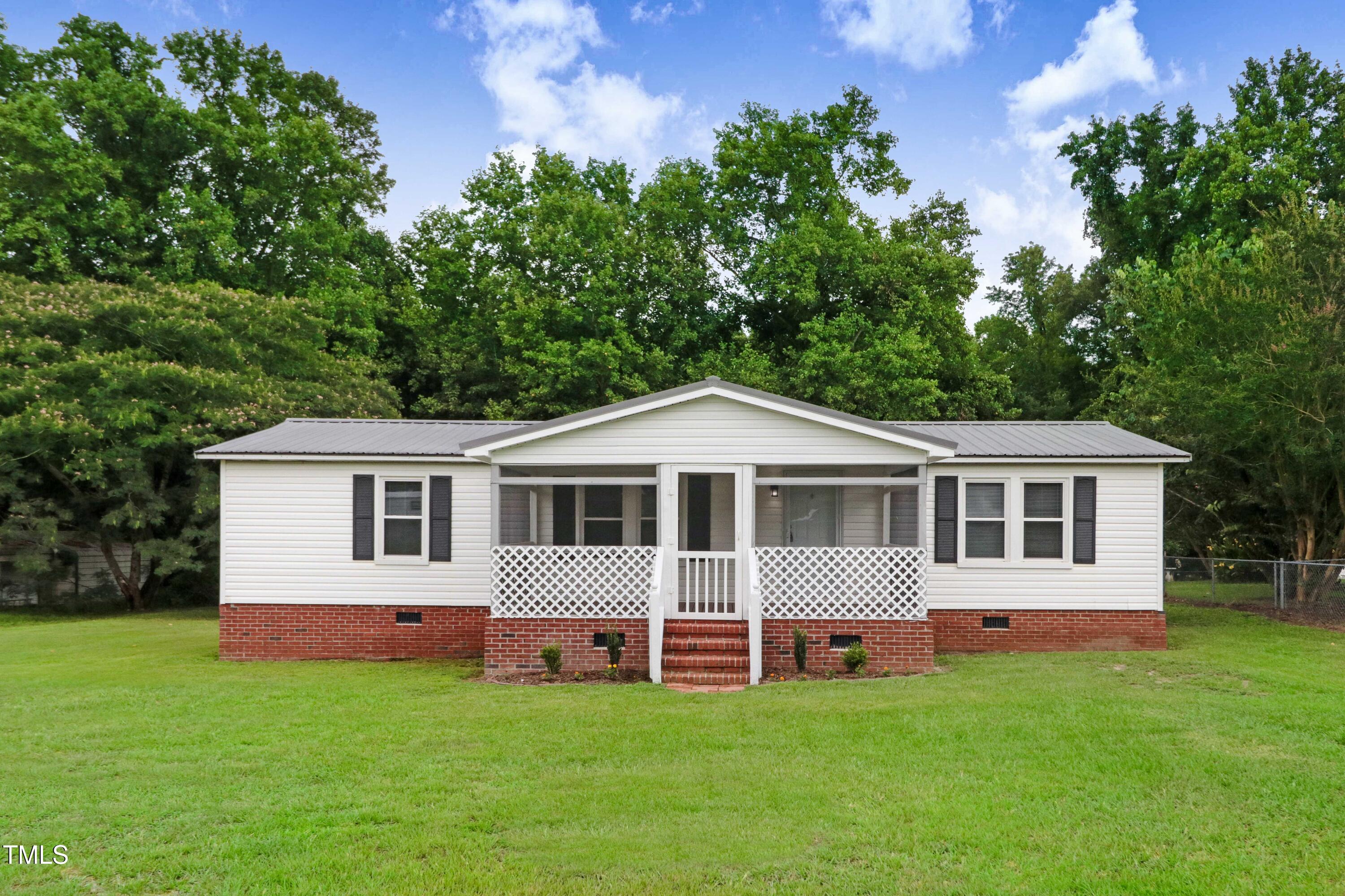 104 Barrier Place Property Photo 1