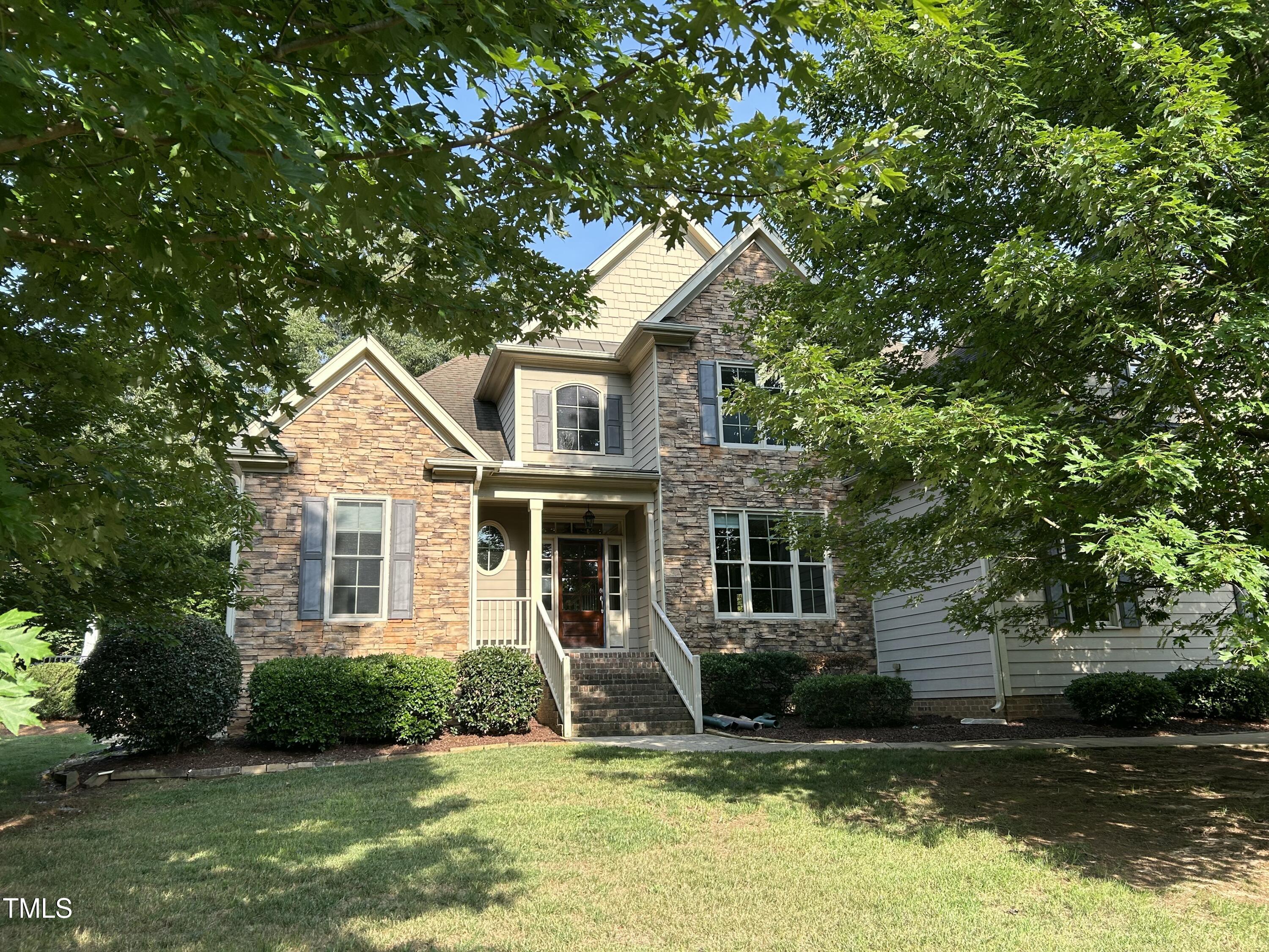 3506 W Stone Drive Property Photo 1