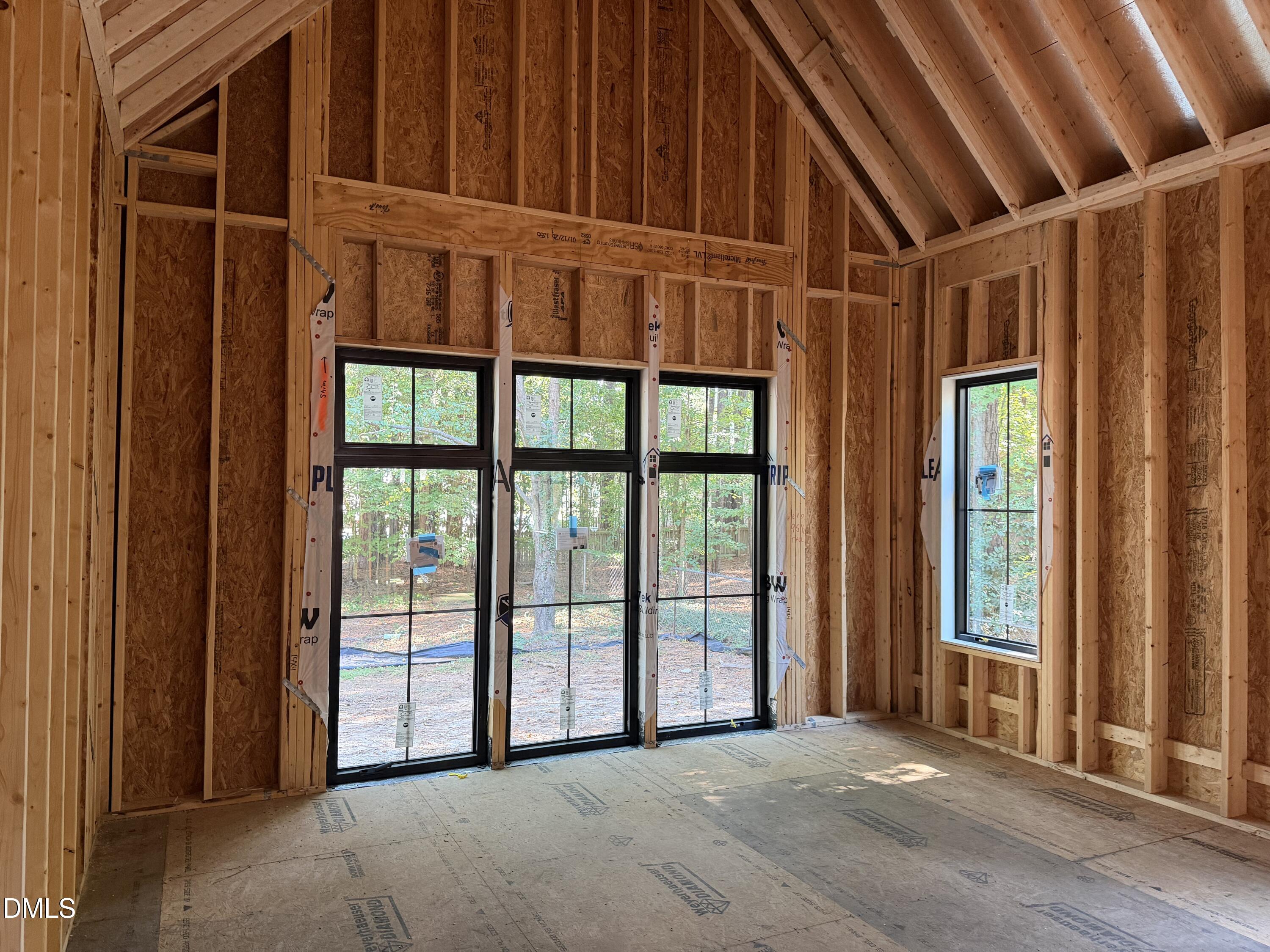 115 Forest Green Drive Property Photo 10