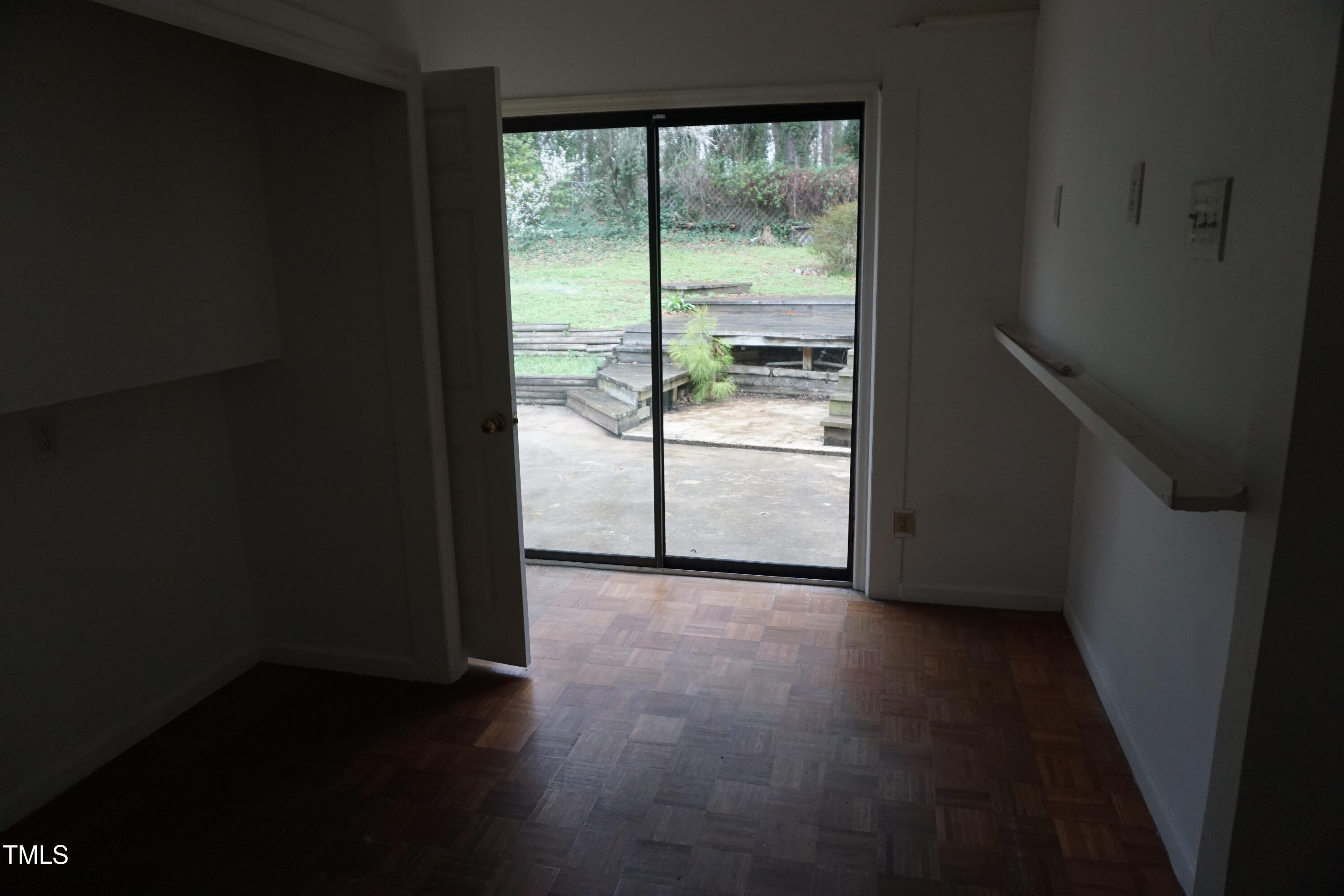 5504 Pelham Road Property Photo 10