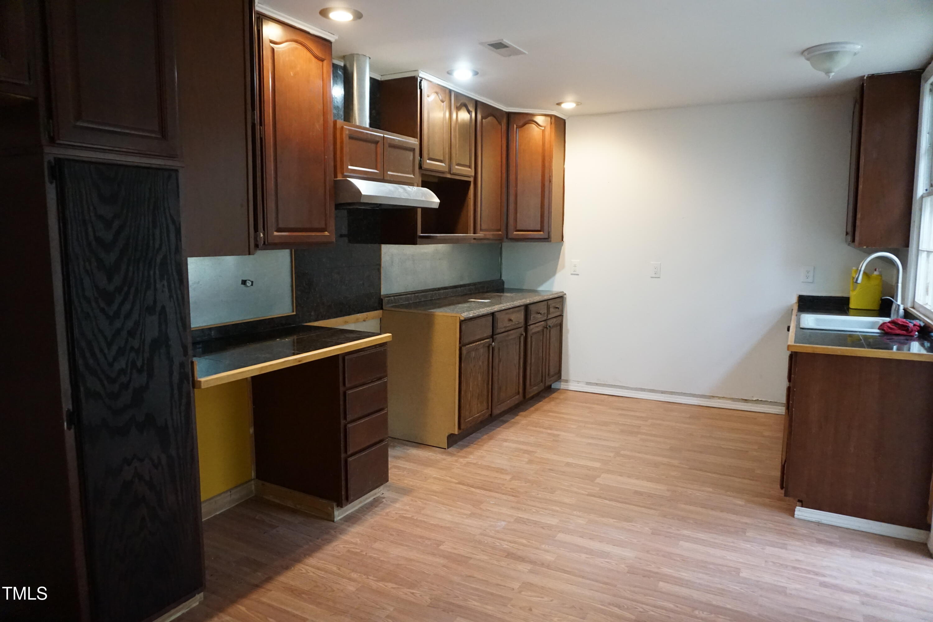 5504 Pelham Road Property Photo 17