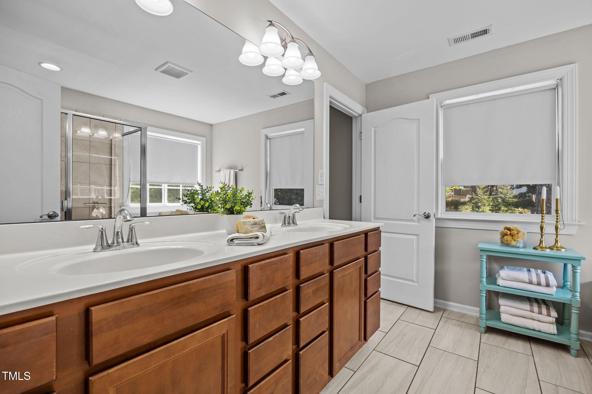 204 Horncliffe Way Property Photo 26