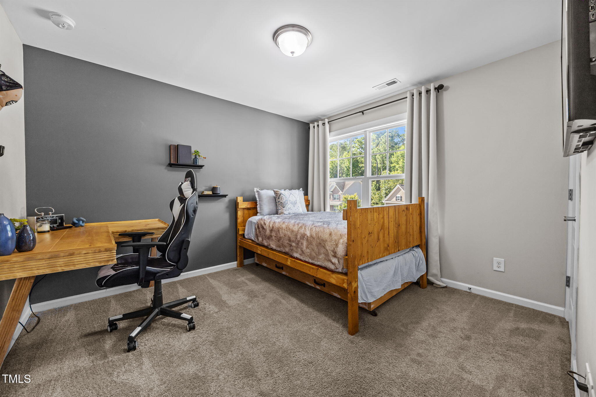 204 Horncliffe Way Property Photo 28