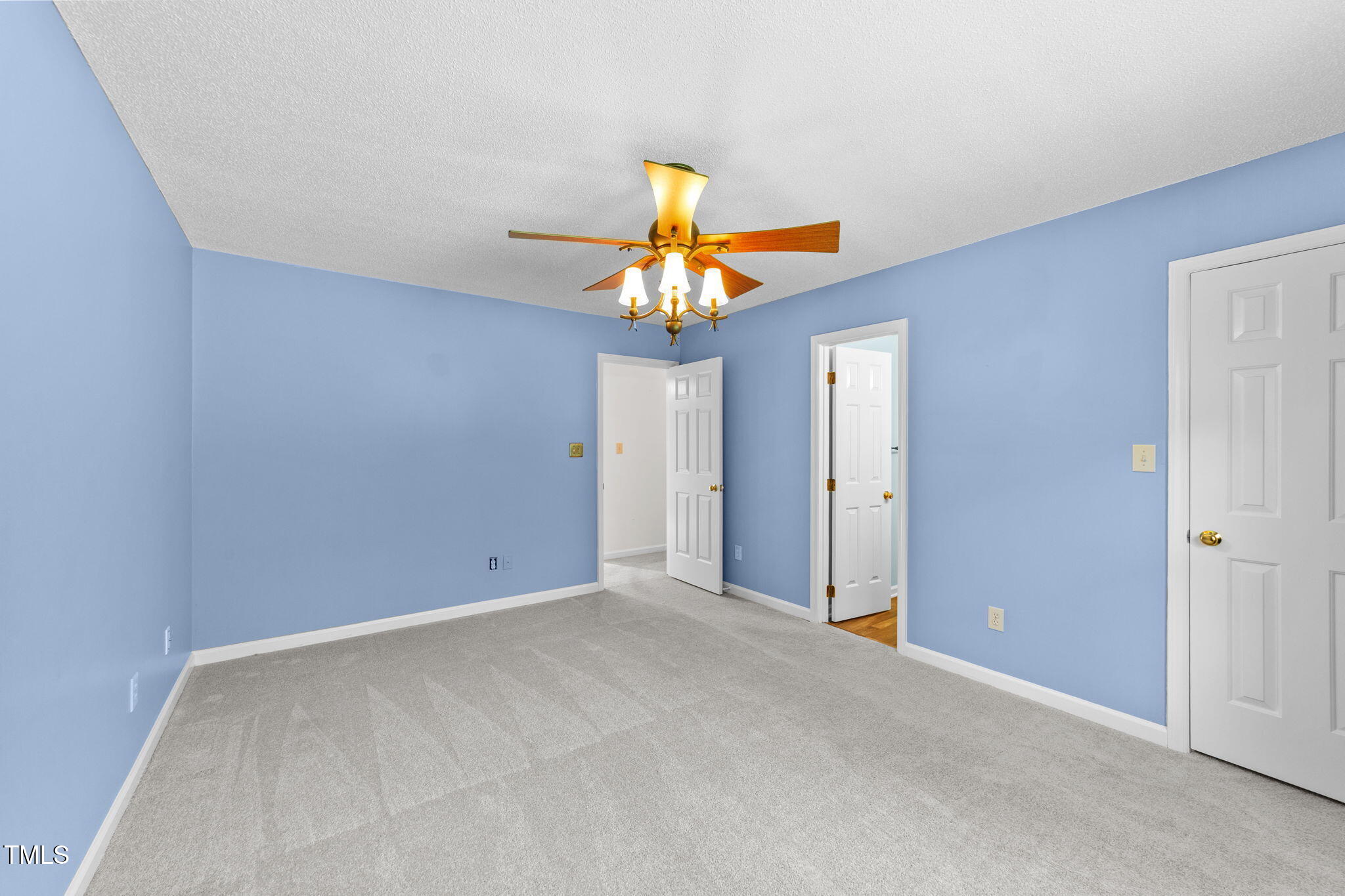 2712 Quail Point Drive Property Photo 10