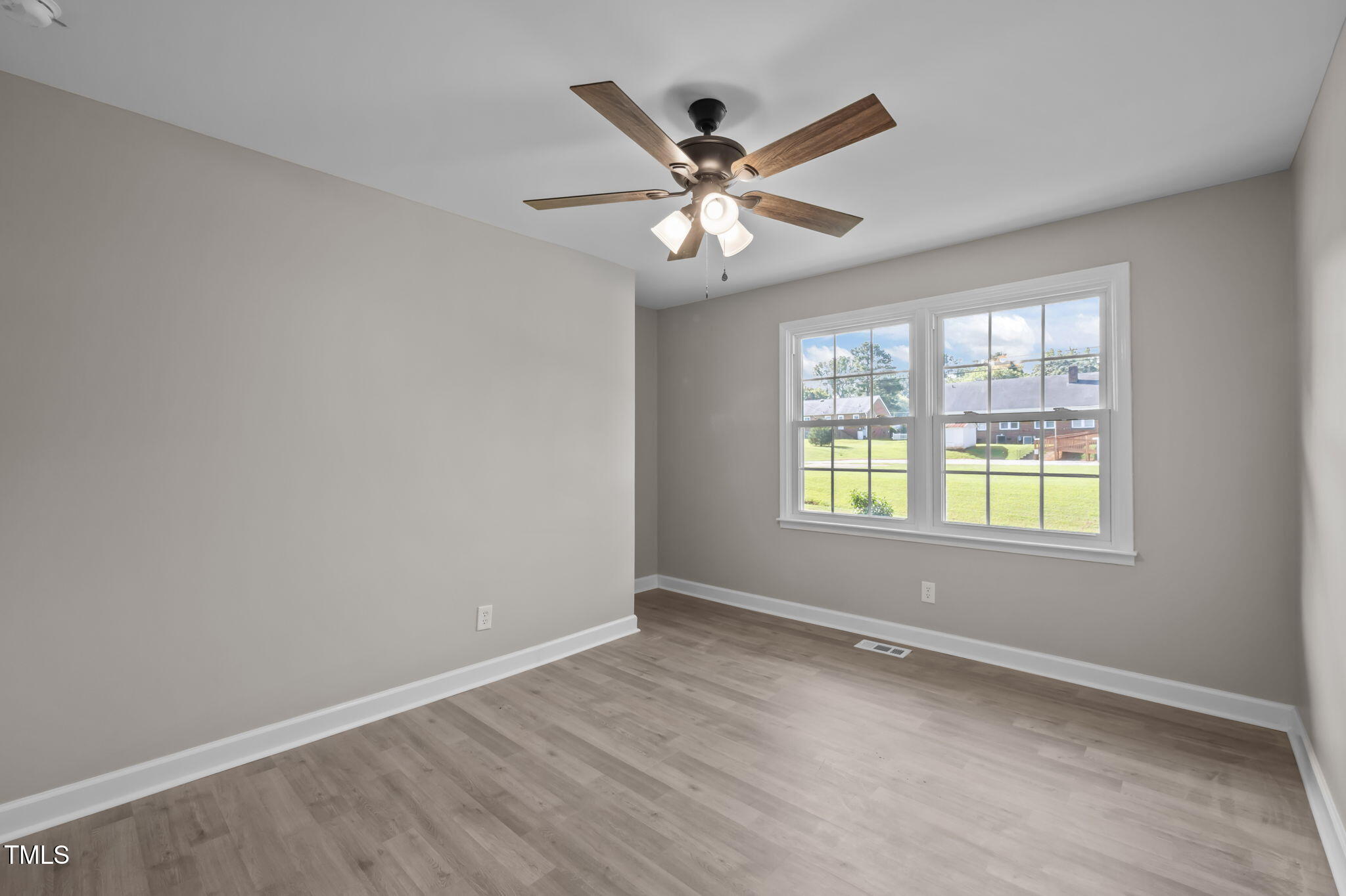 150 Summit Street Property Photo 27