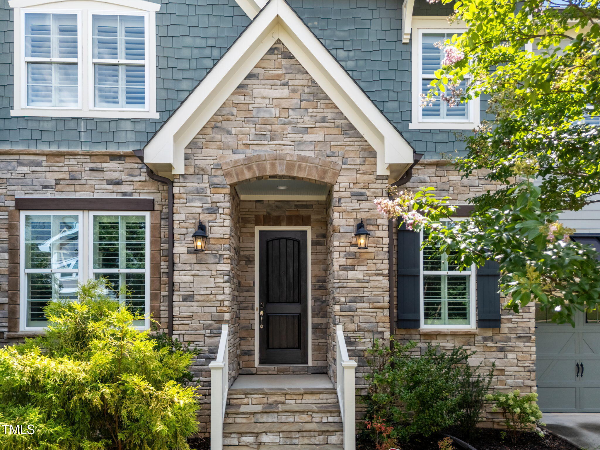 1408 Bond Gardens Road Property Photo 1