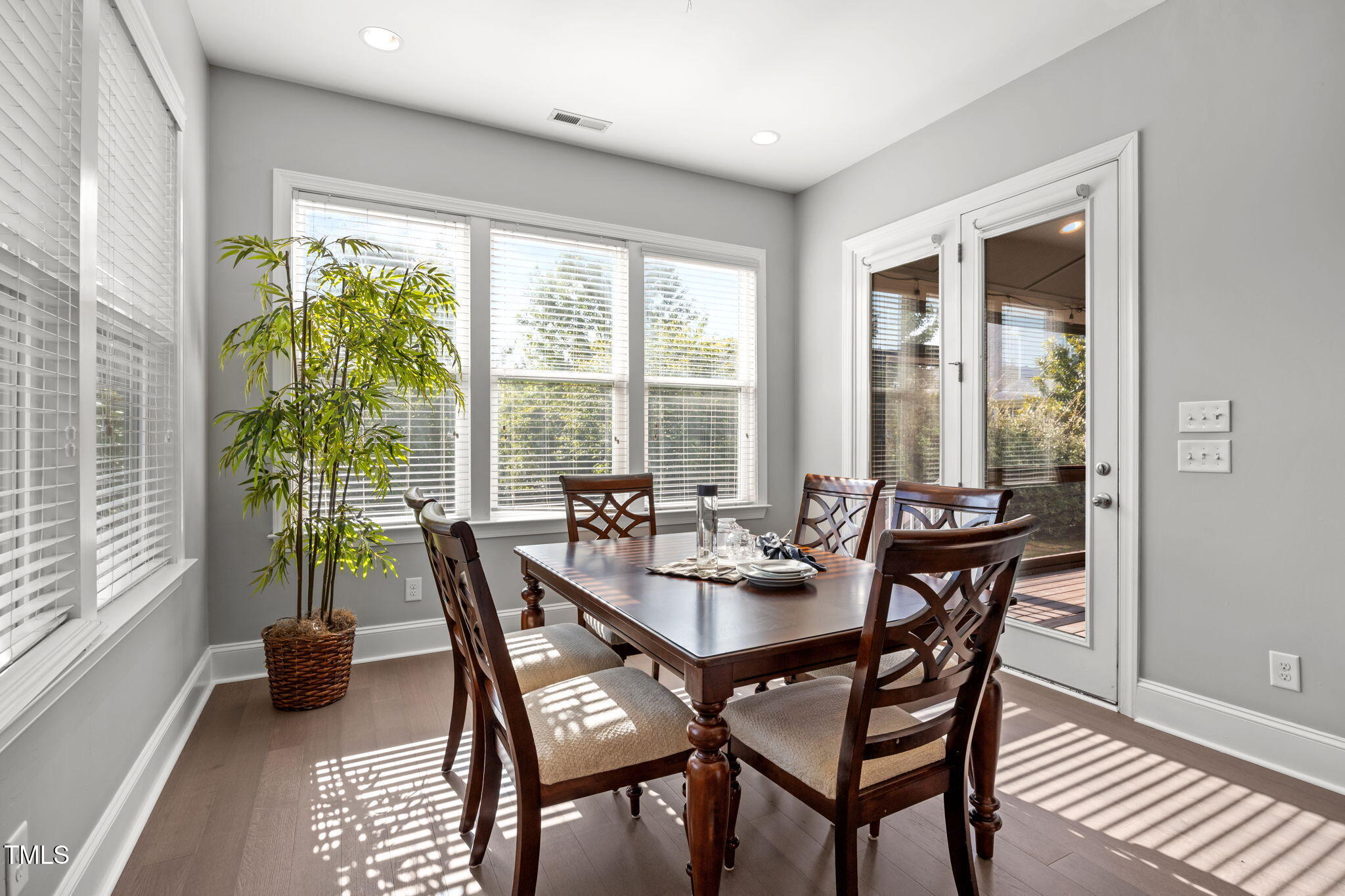 1408 Bond Gardens Road Property Photo 11