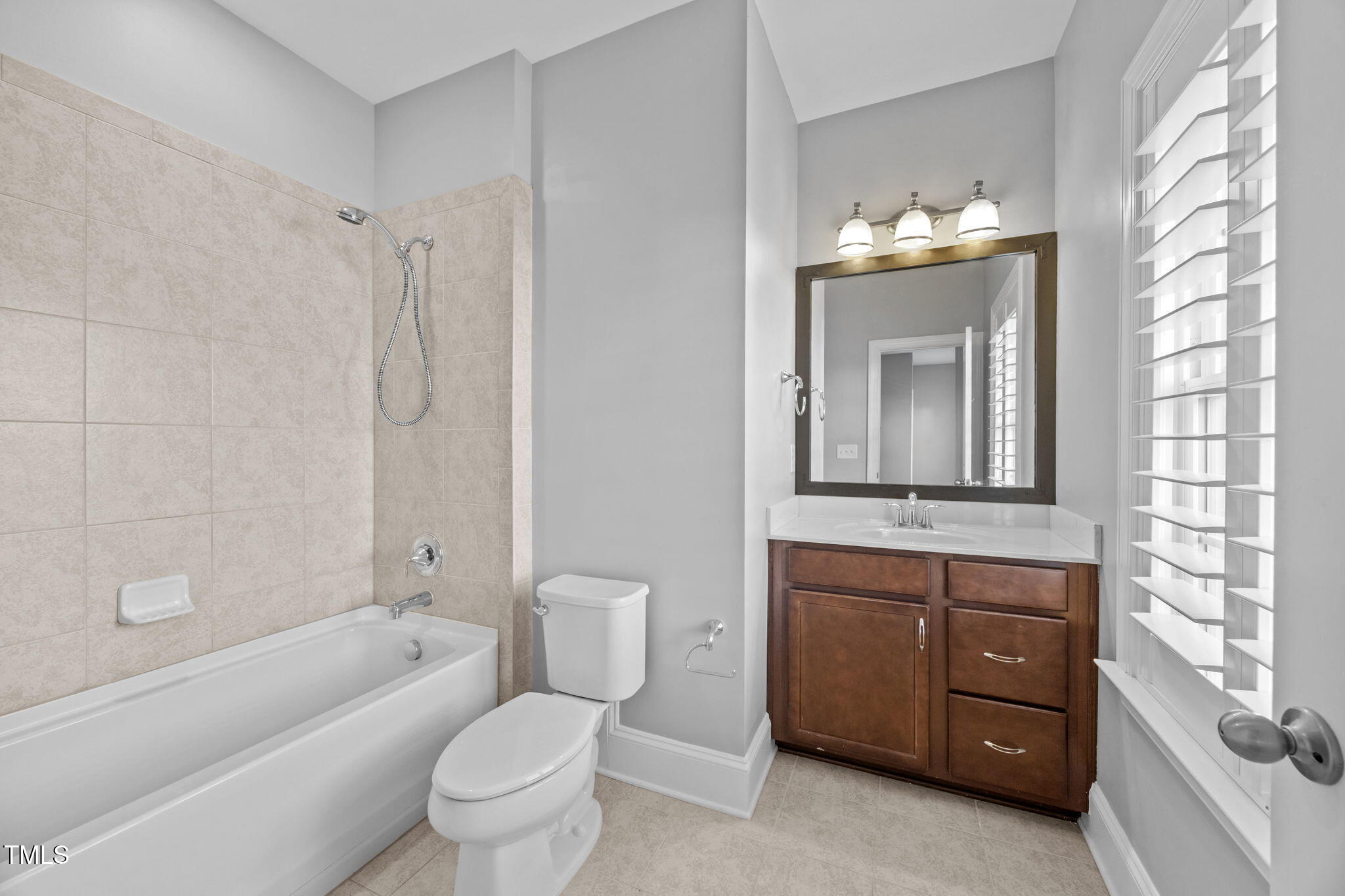1408 Bond Gardens Road Property Photo 28