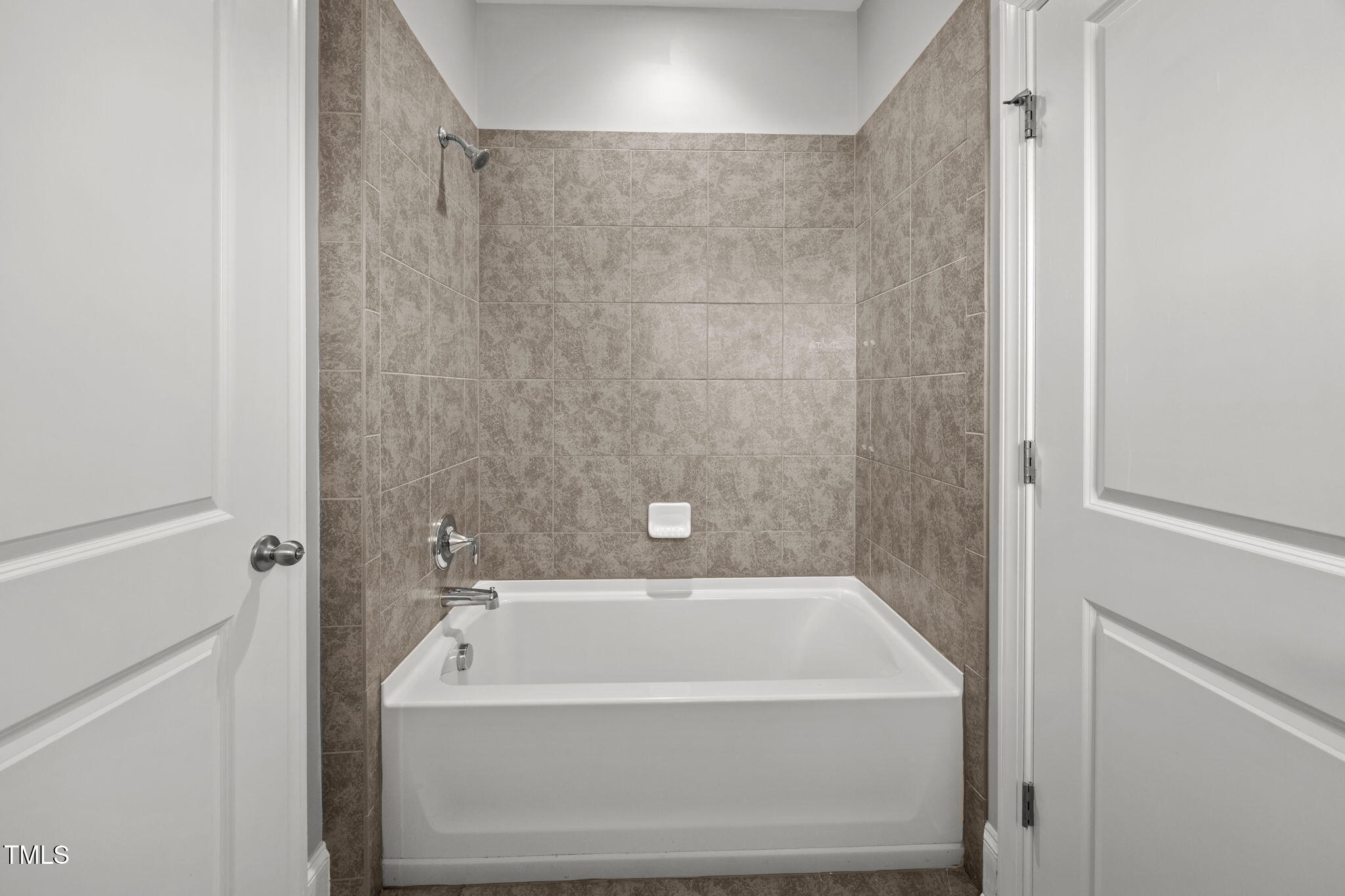 1408 Bond Gardens Road Property Photo 31