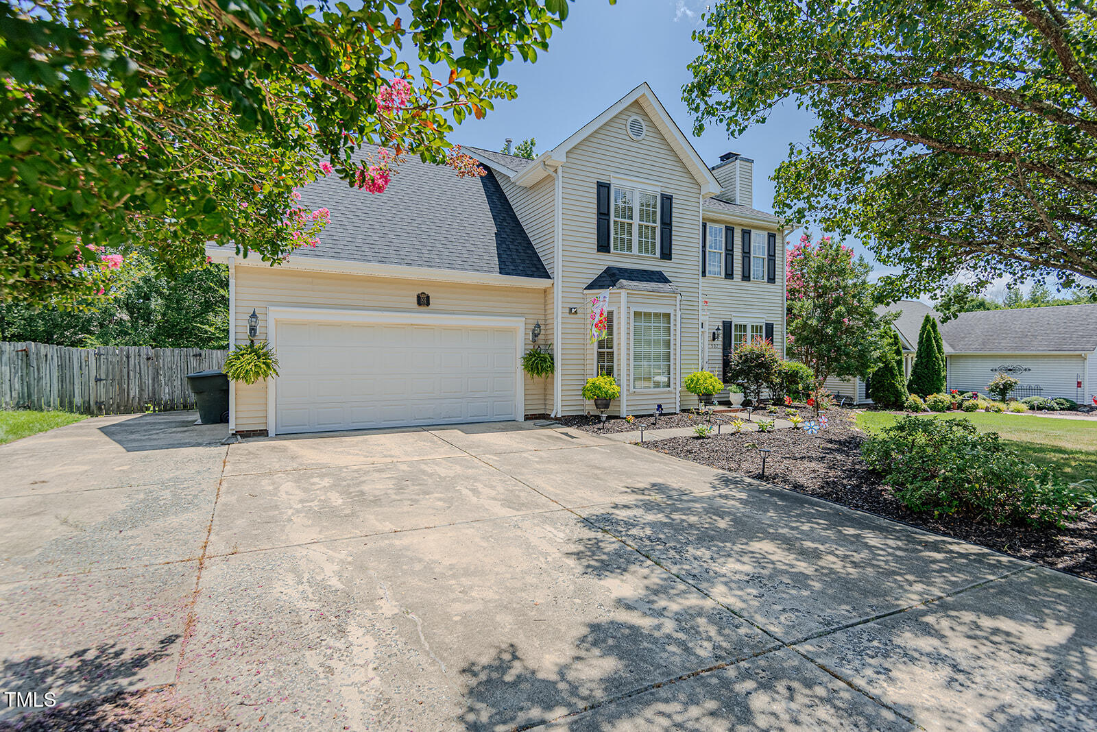 502 Woodhollow Court Property Photo 1