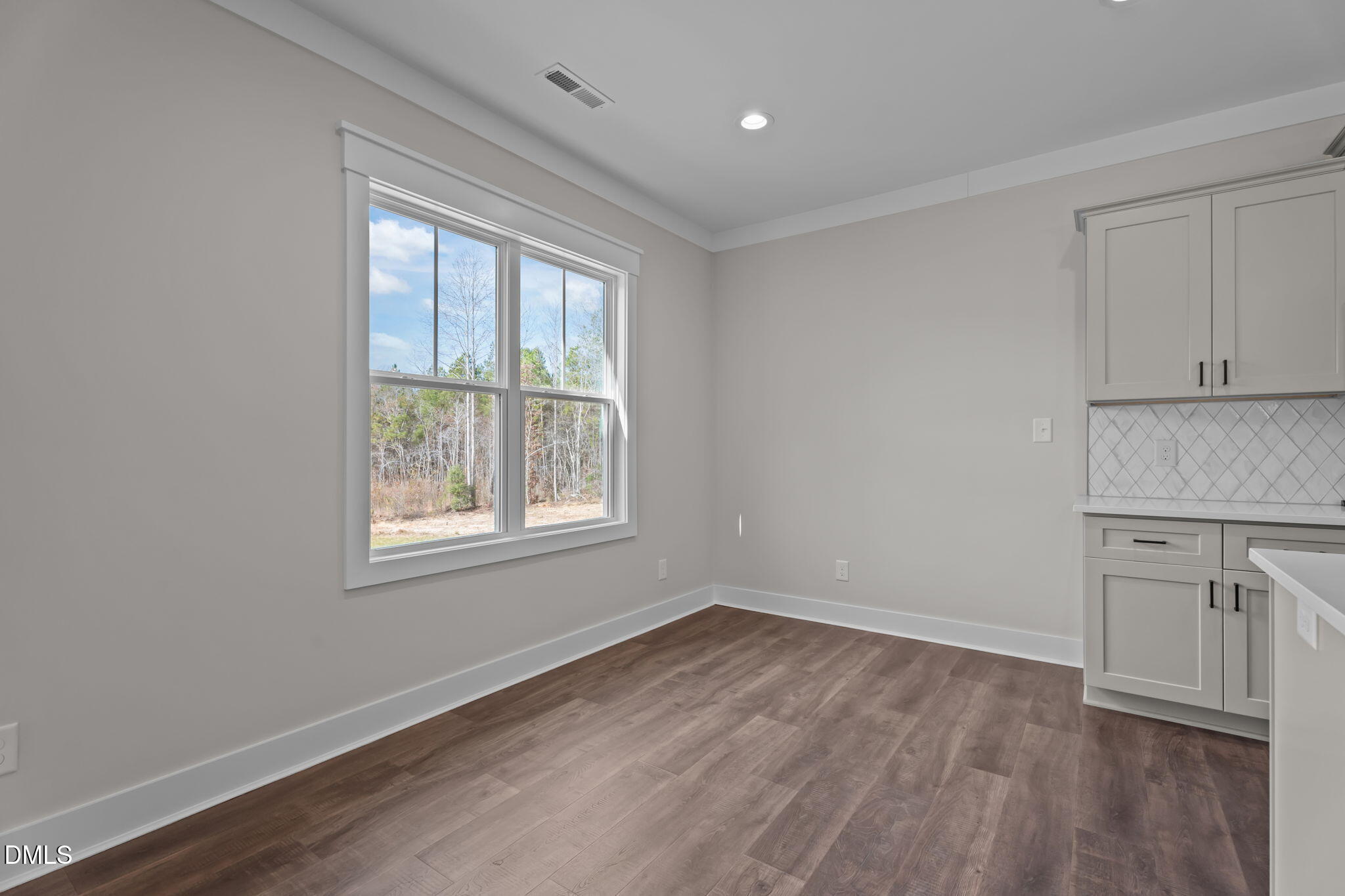 65 Livingston Lane Property Photo 9