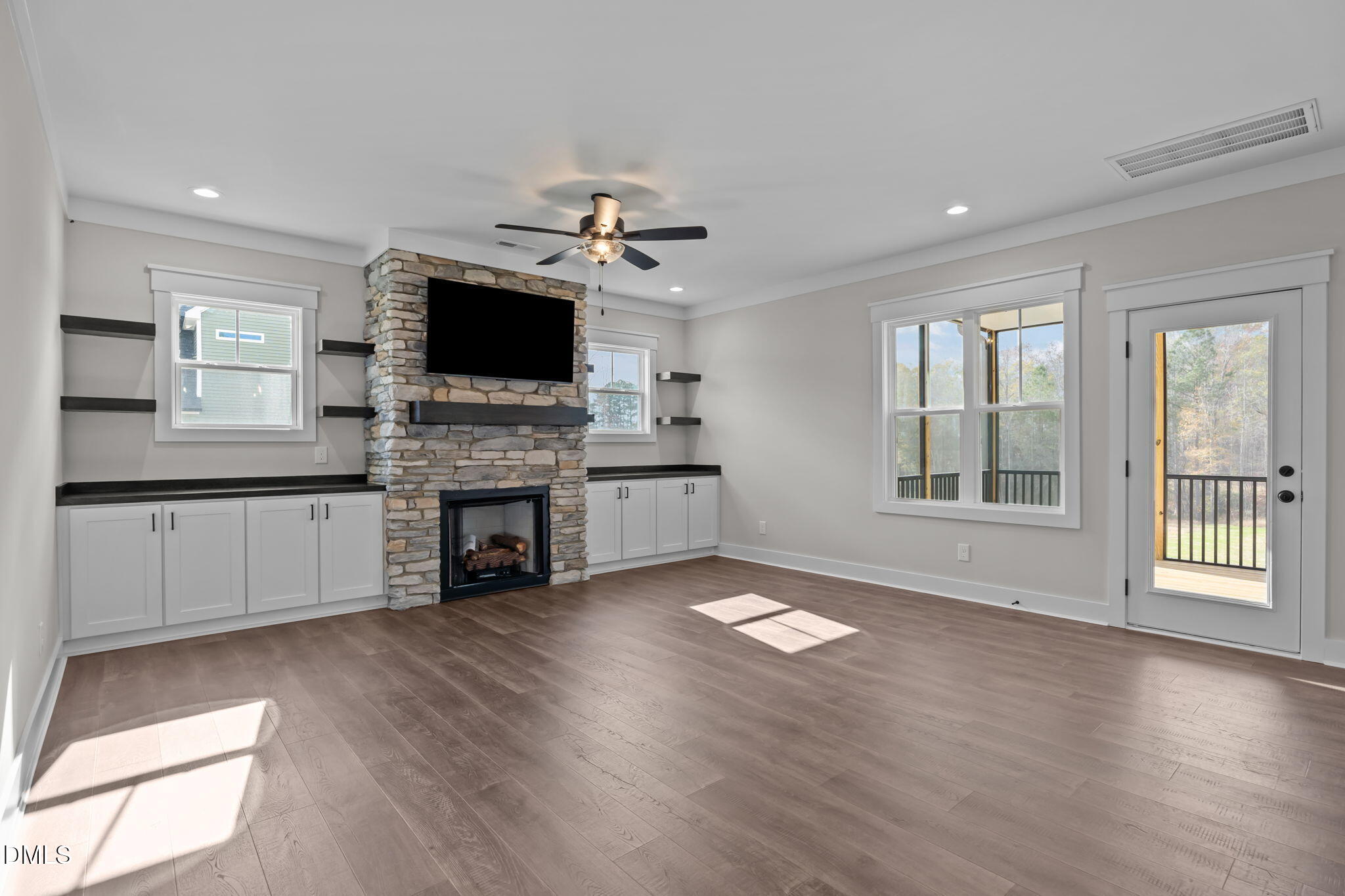 65 Livingston Lane Property Photo 12