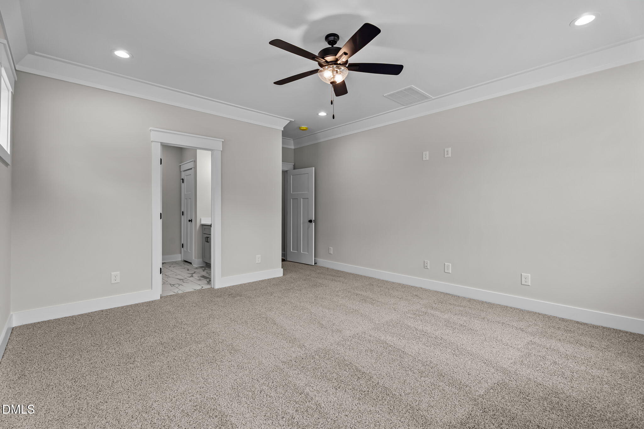 65 Livingston Lane Property Photo 17