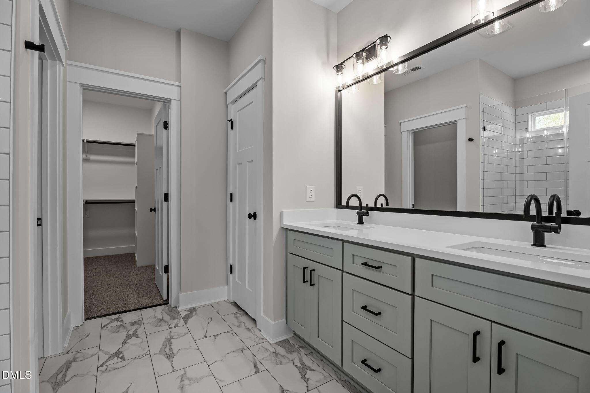 65 Livingston Lane Property Photo 18