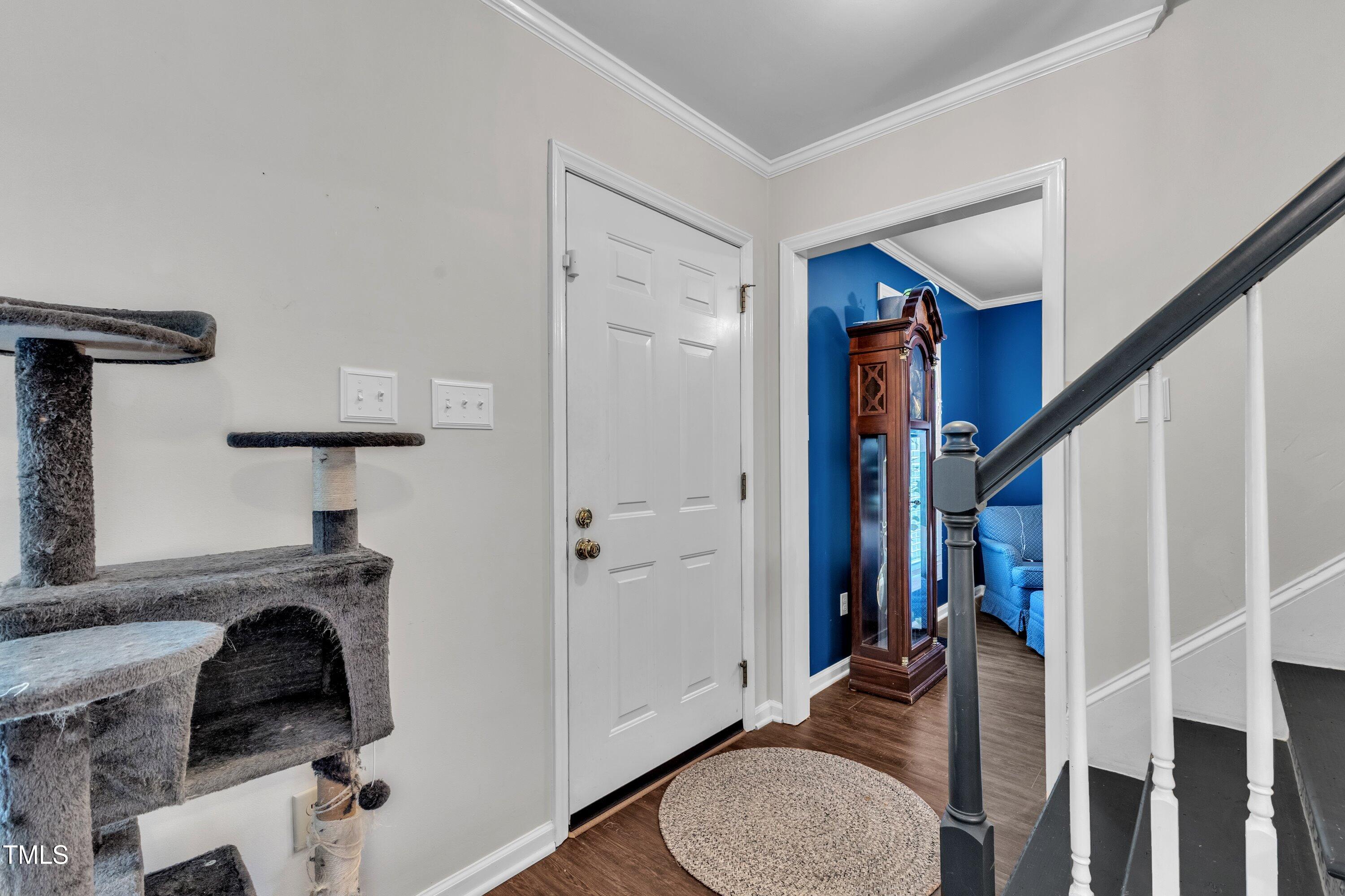 204 Perry Farms Drive Property Photo 6