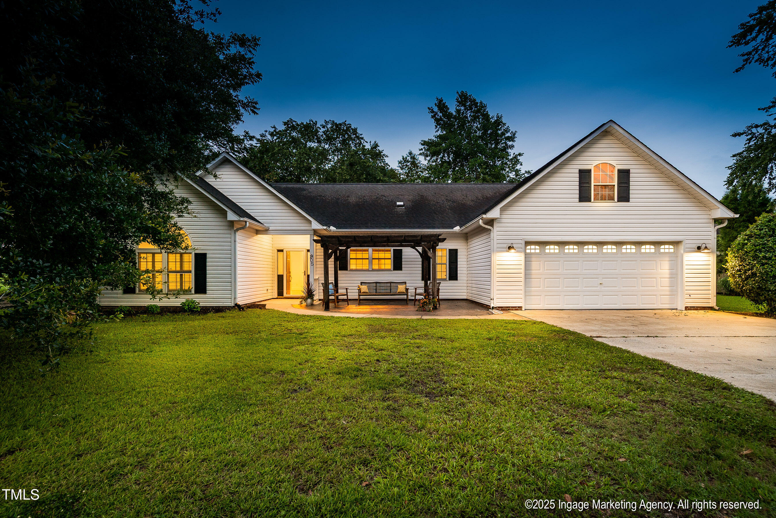 105 Finwick Drive