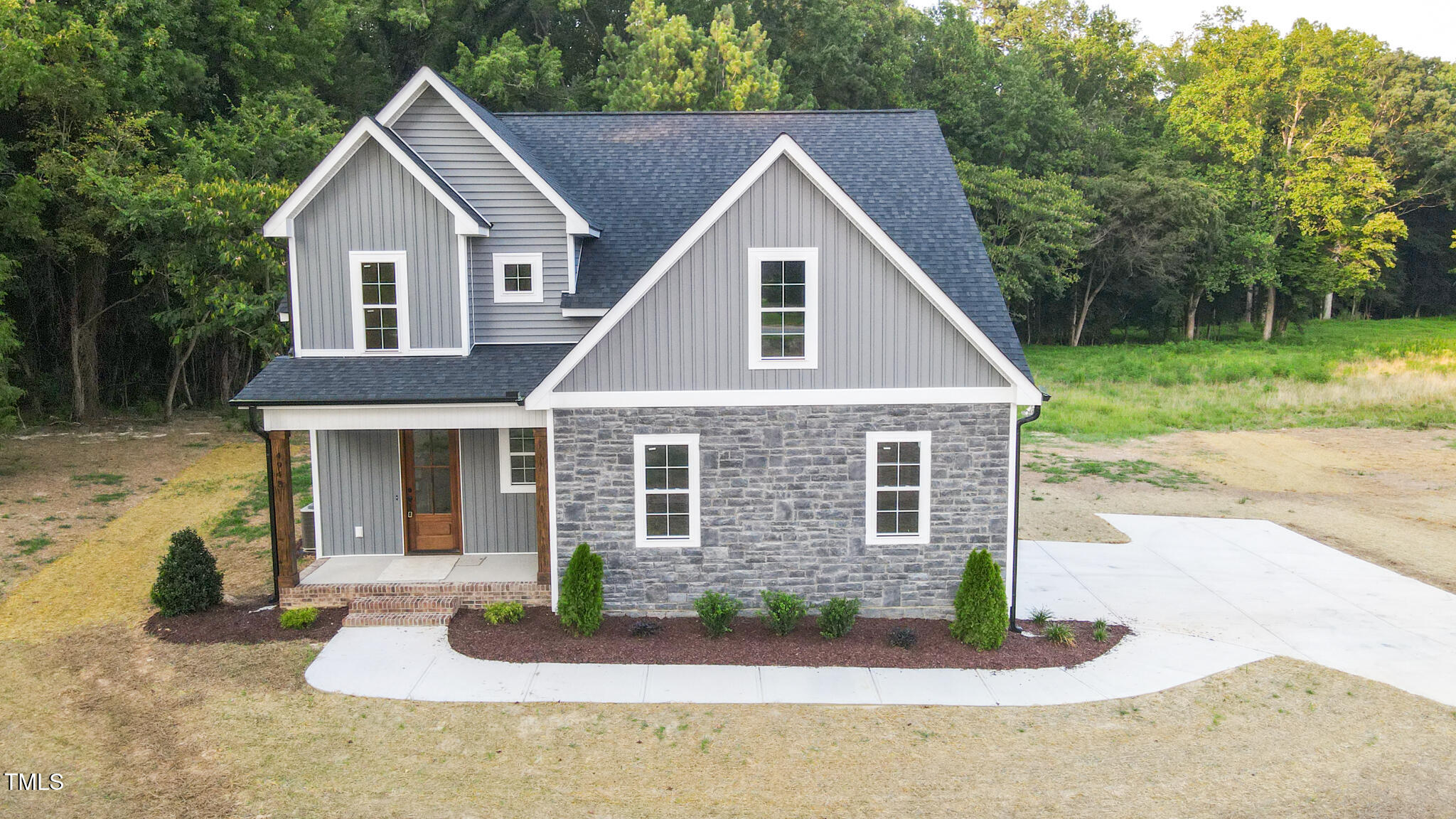 4948 Zebulon Road Property Photo 1