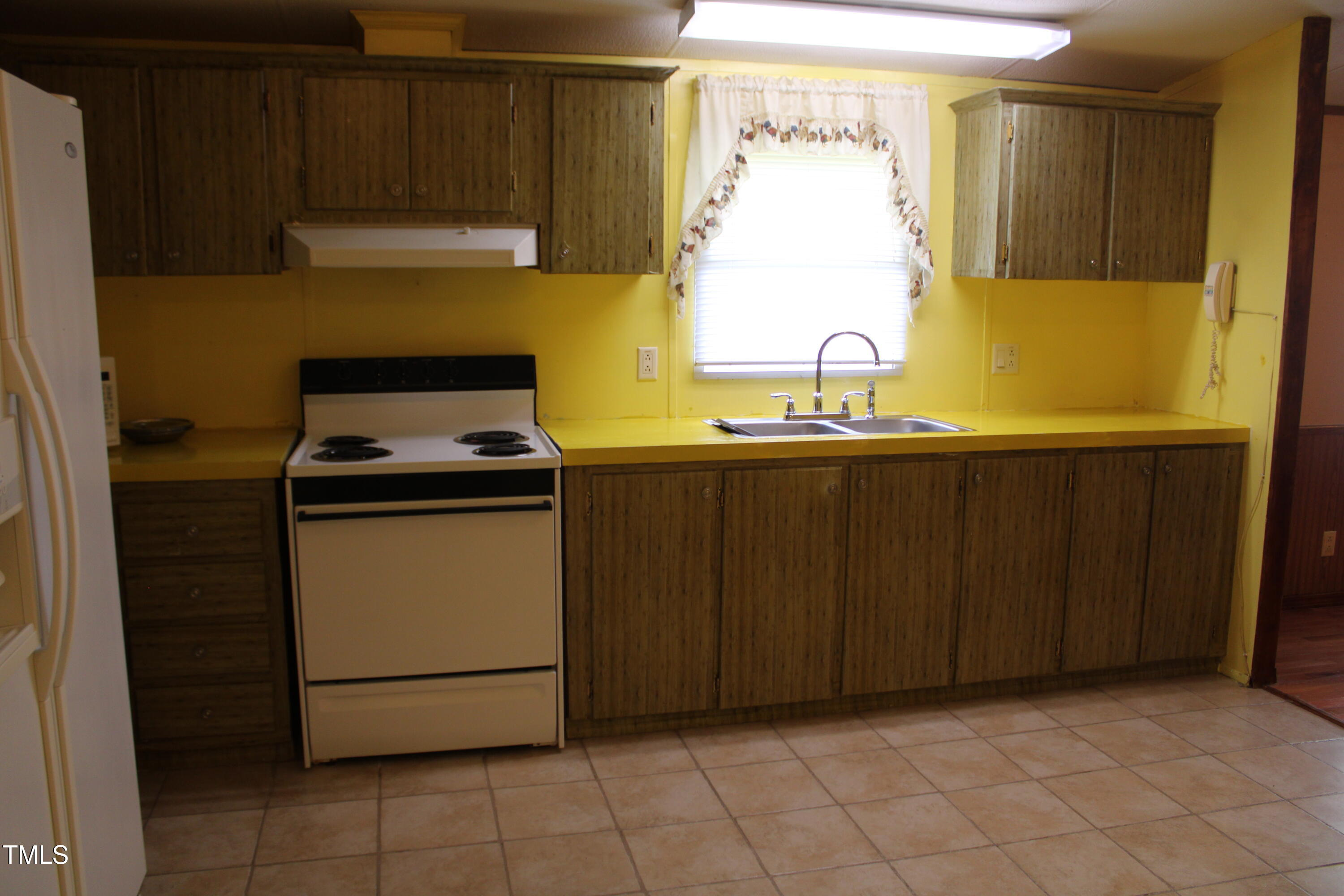576 Fellowship Church Road Property Photo 1