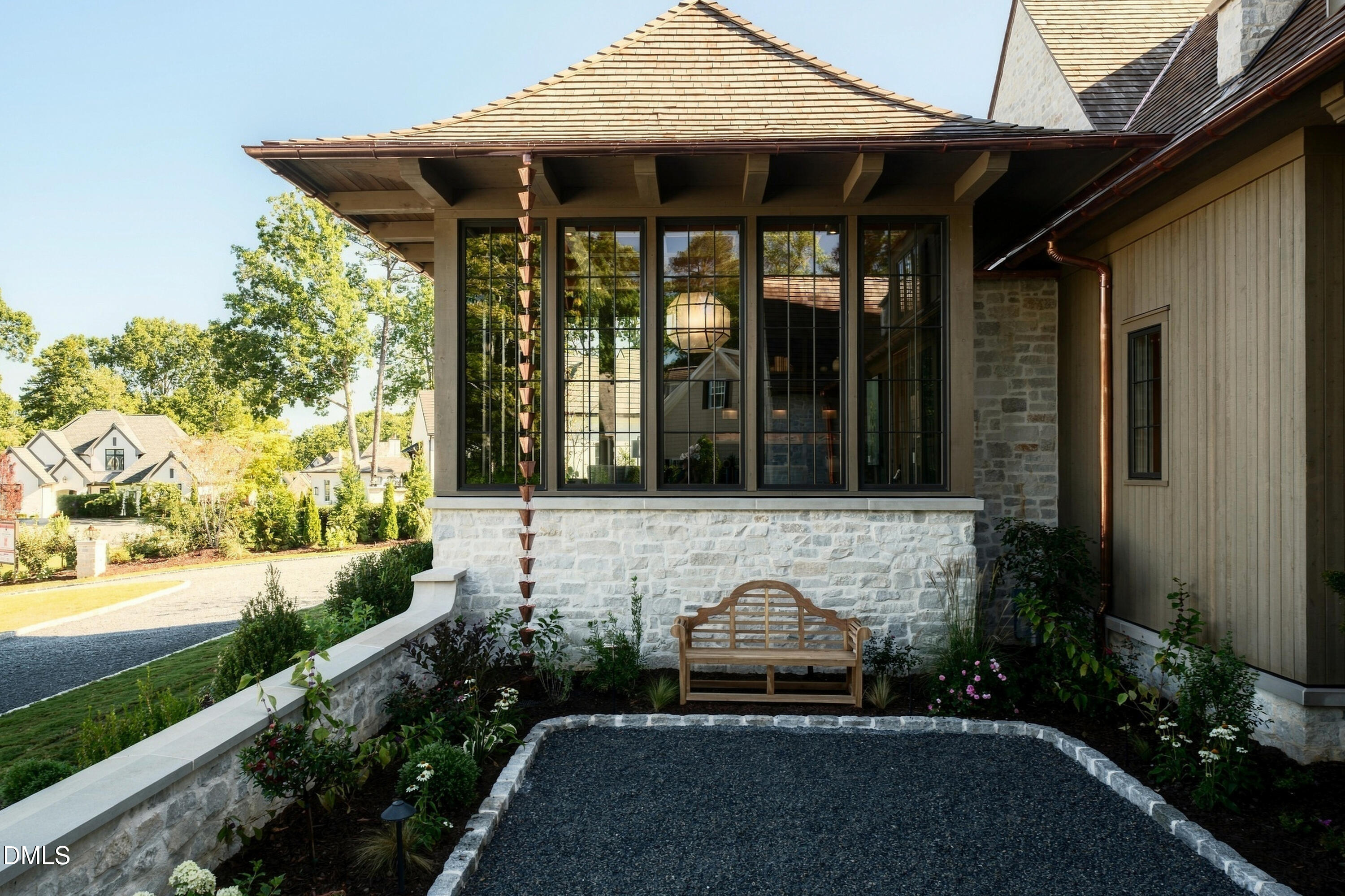 1208 Barcroft Place Property Photo 11