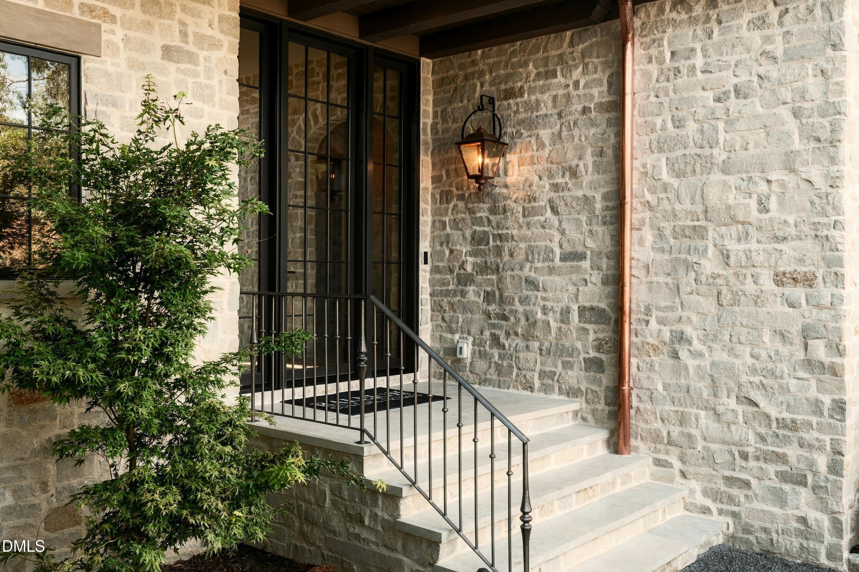 1208 Barcroft Place Property Photo 69