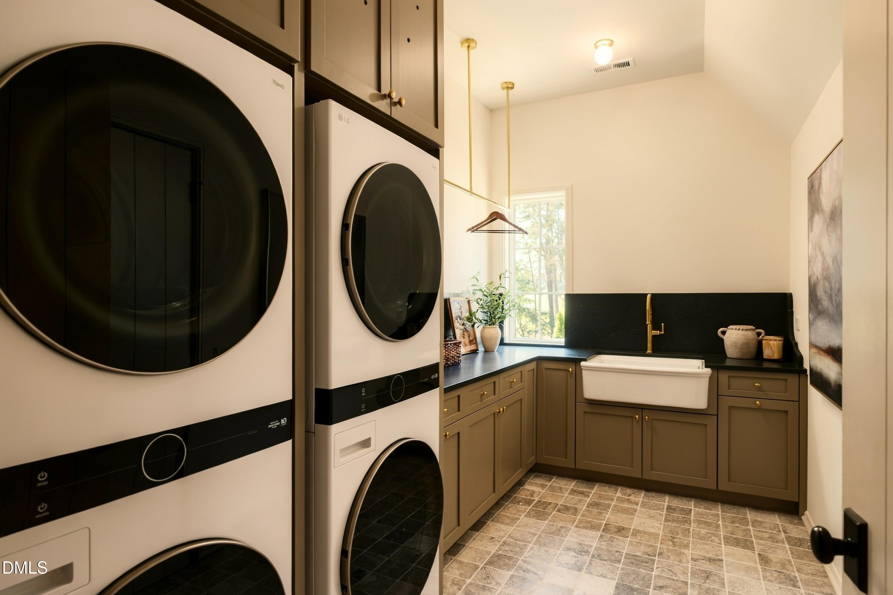 1208 Barcroft Place Property Photo 219