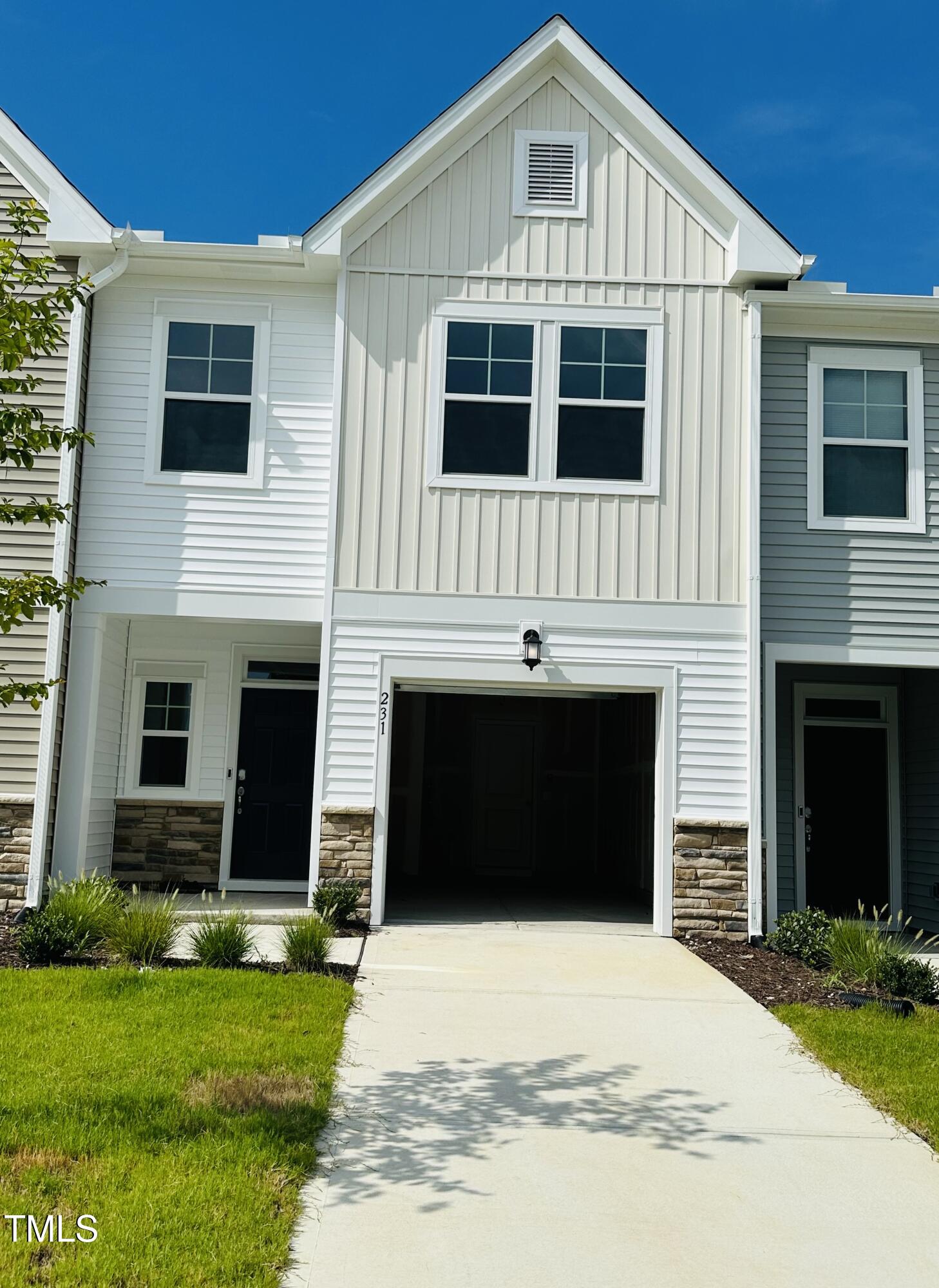 231 Paramount Dr Drive