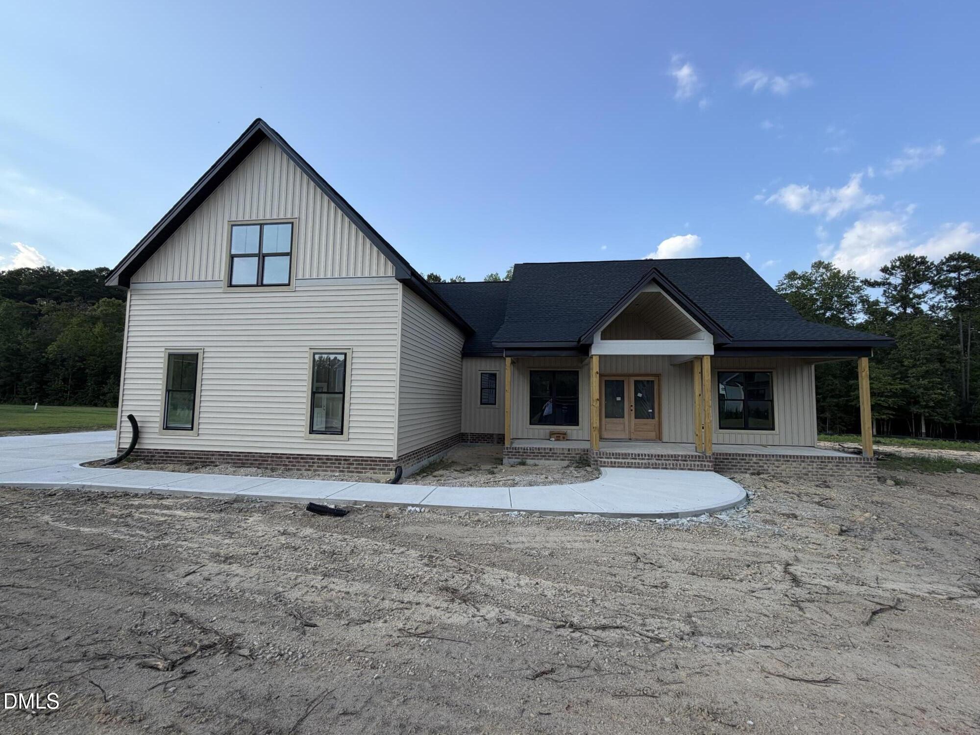 499 Hillard Lane