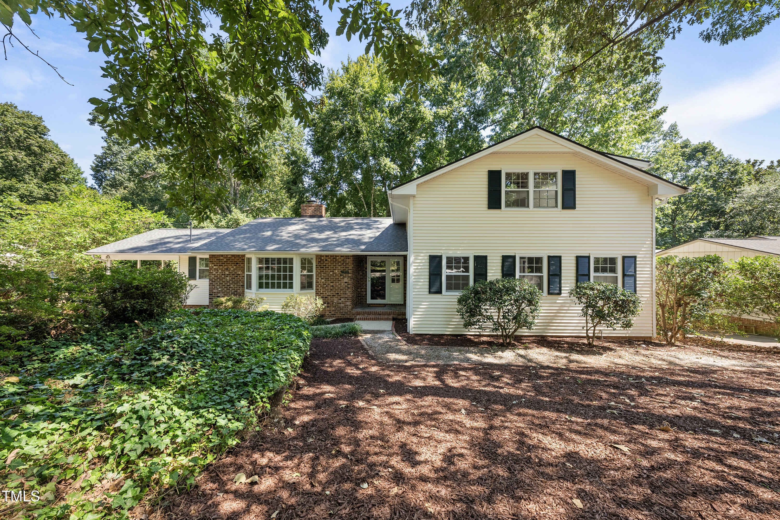 5500 North Hills Drive Property Photo 1