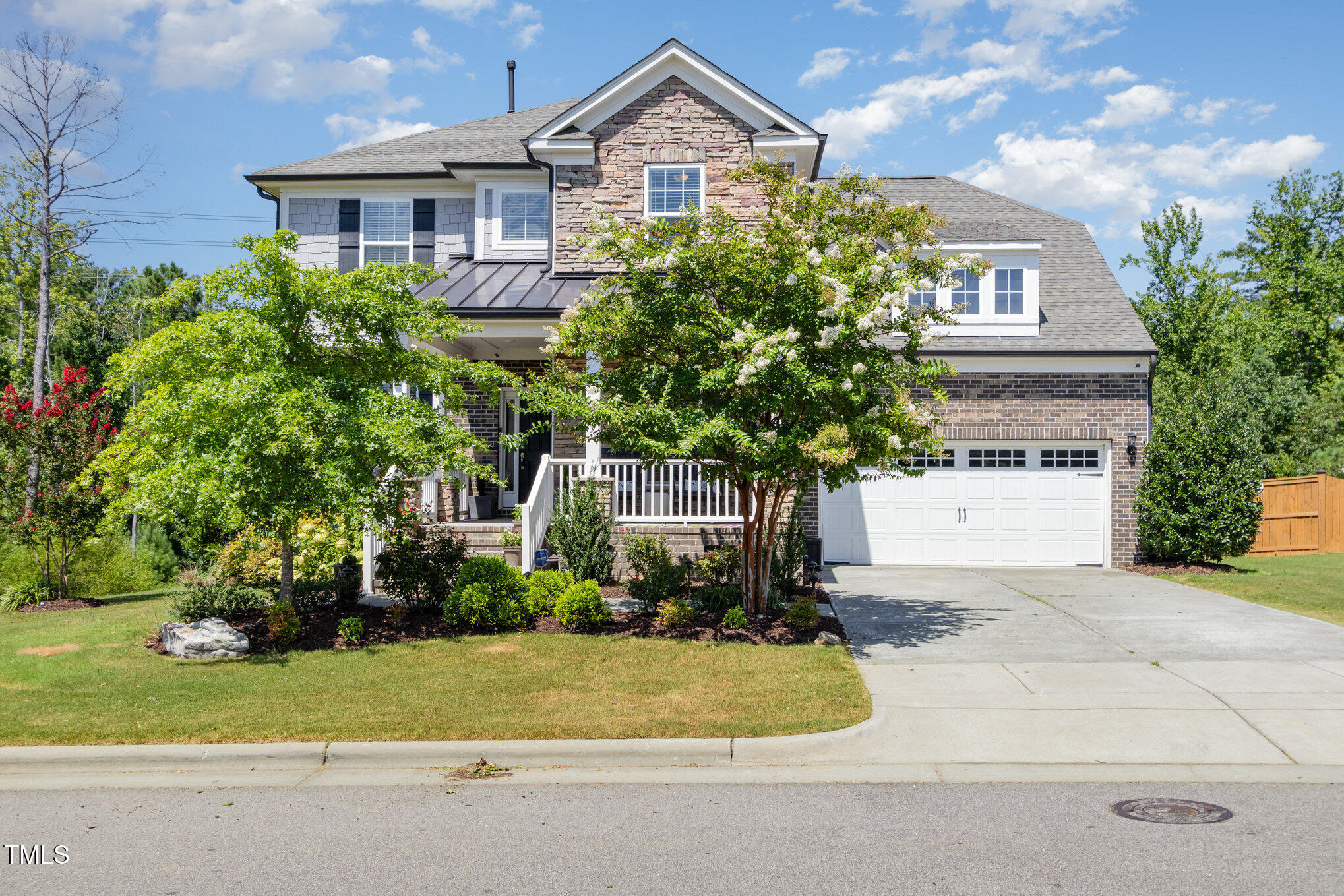 535 Spire Bend Property Photo 1
