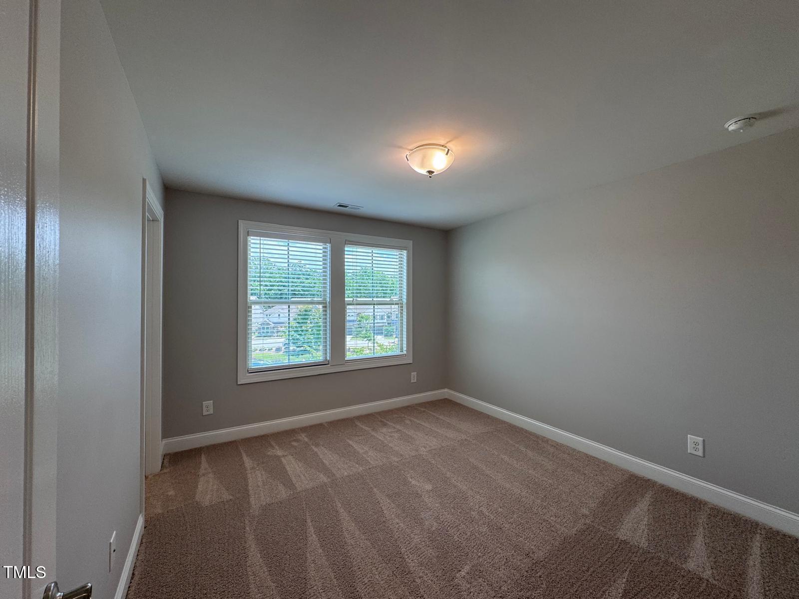 238 Alamosa Place Property Photo 16