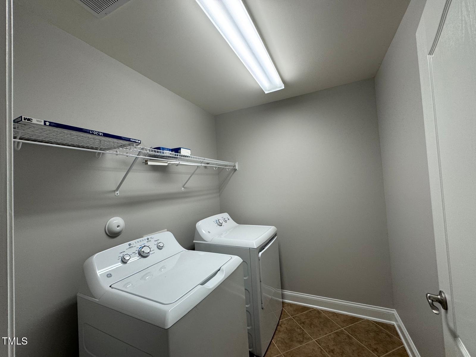 238 Alamosa Place Property Photo 26