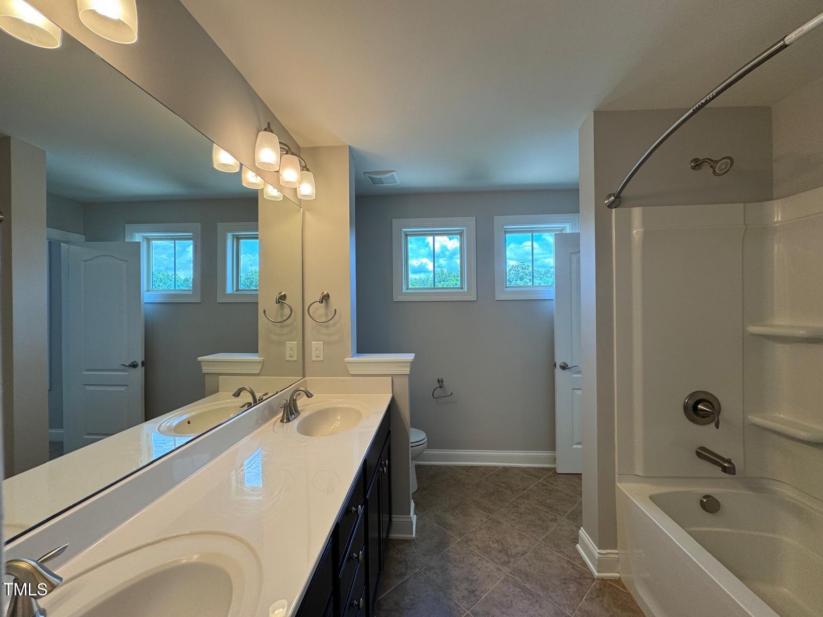 238 Alamosa Place Property Photo 27