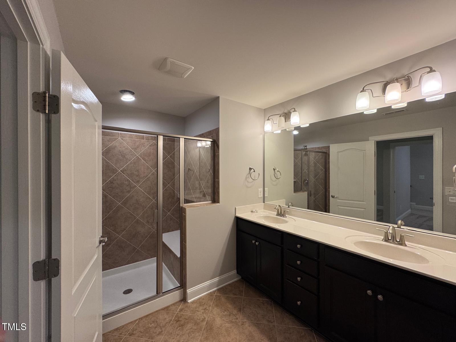 238 Alamosa Place Property Photo 31