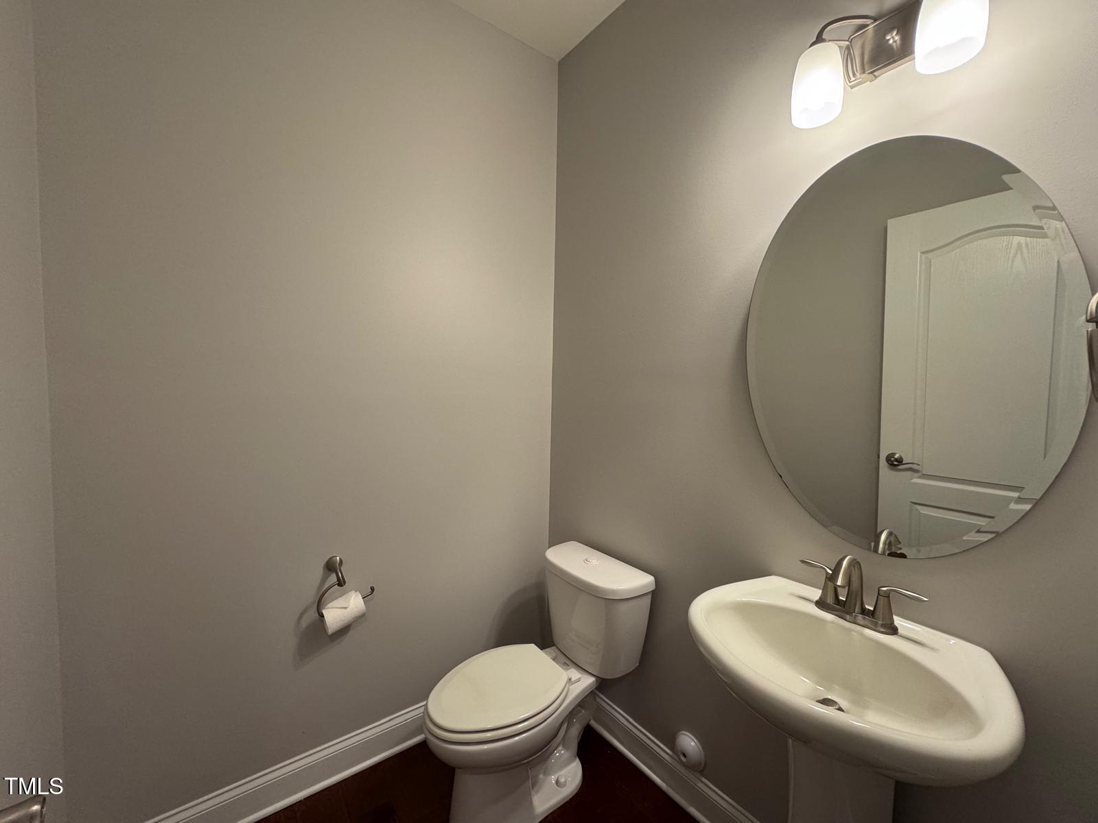 238 Alamosa Place Property Photo 33