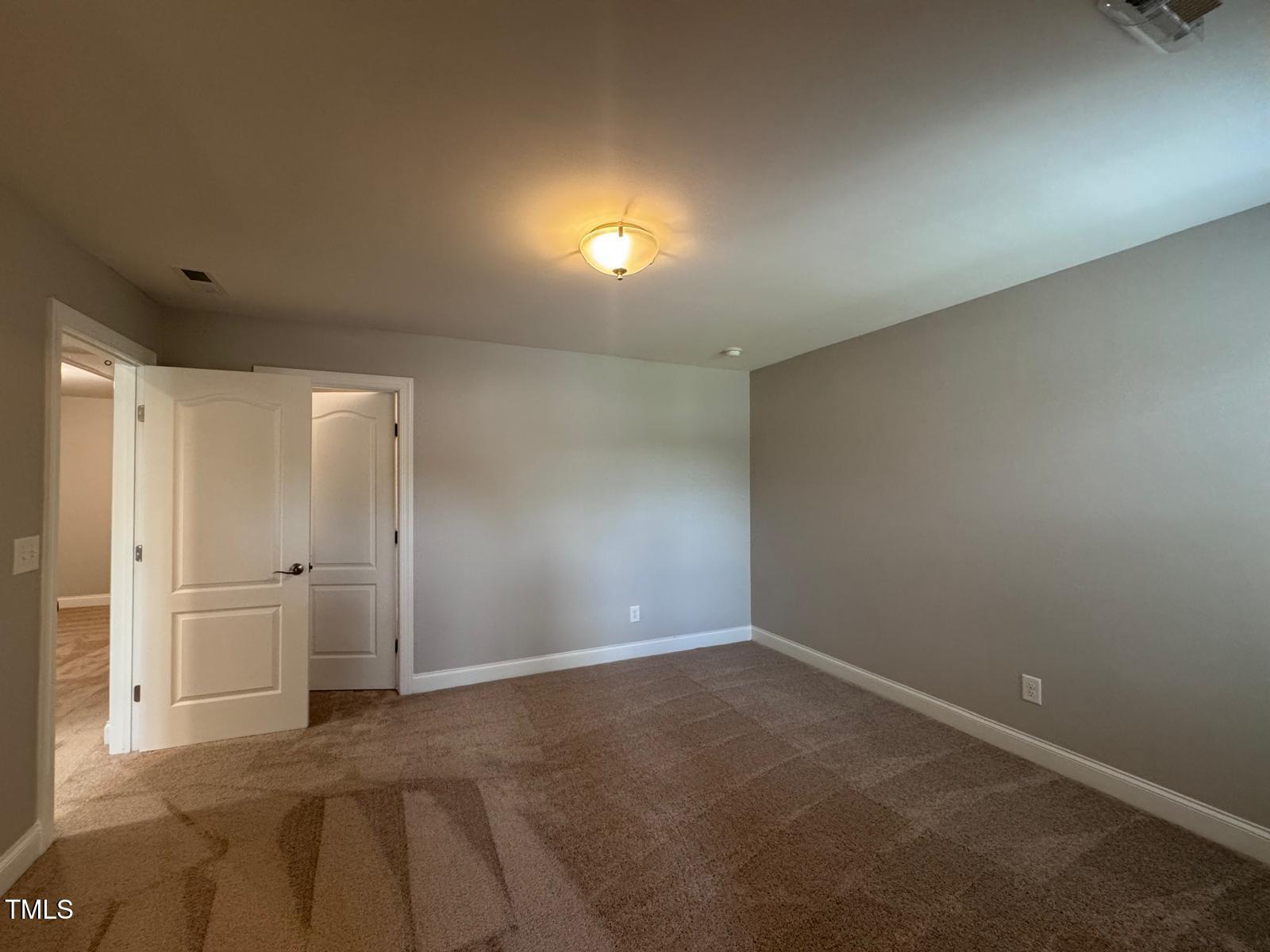 238 Alamosa Place Property Photo 34