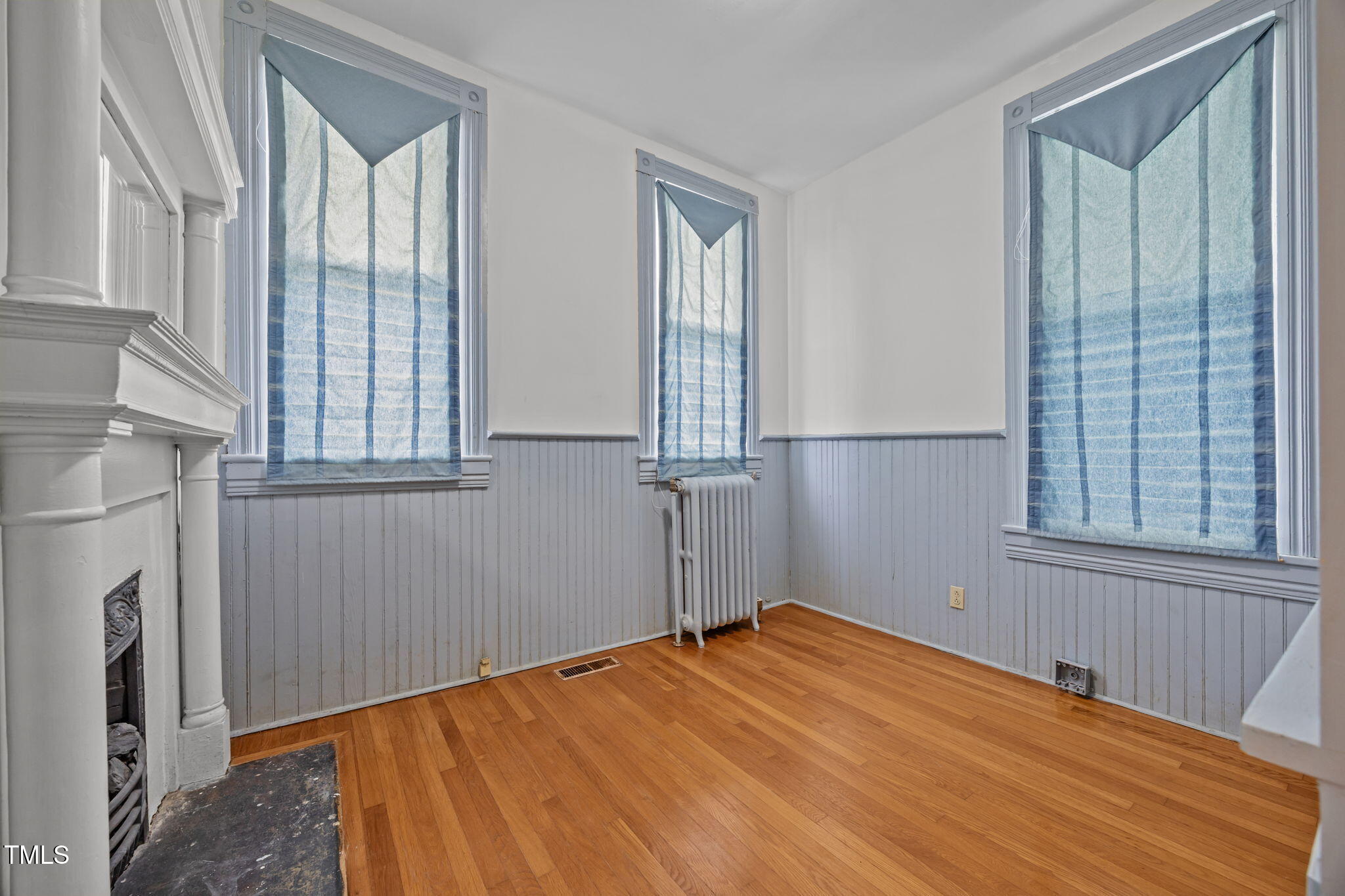301 E H Street Property Photo 23