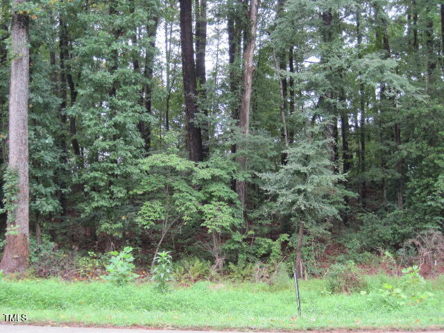 214 Shawnee Drive Property Photo 1