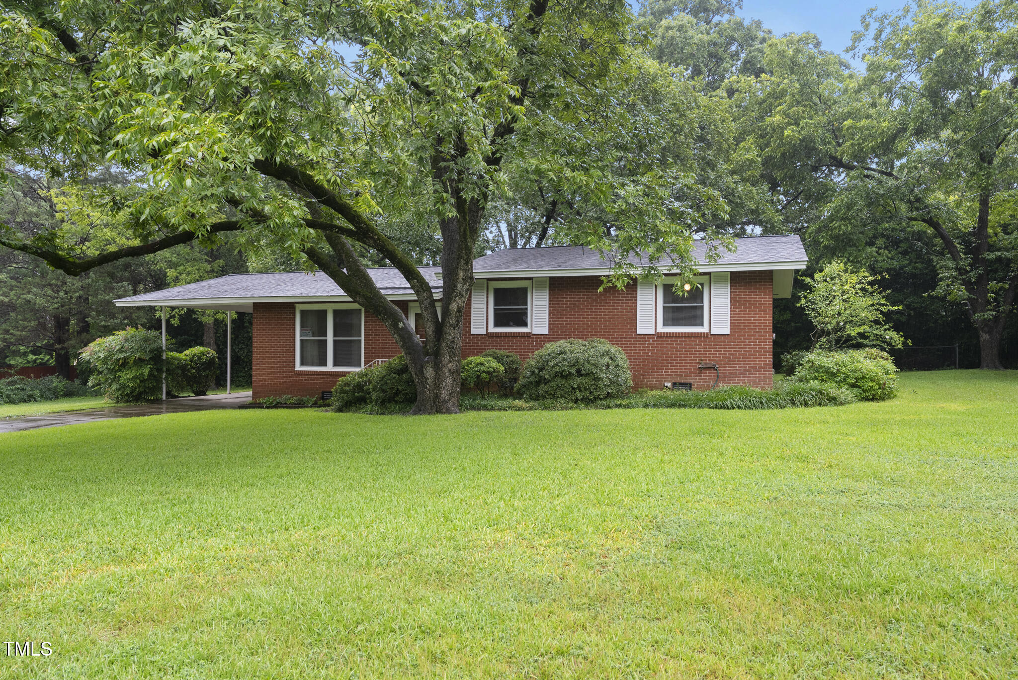 3609 Oates Drive