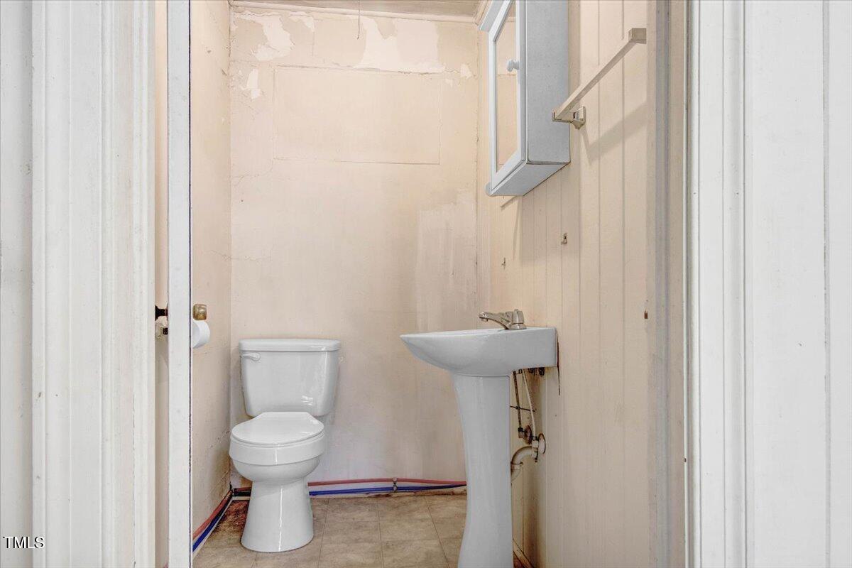 103 W Main Street Property Photo 26