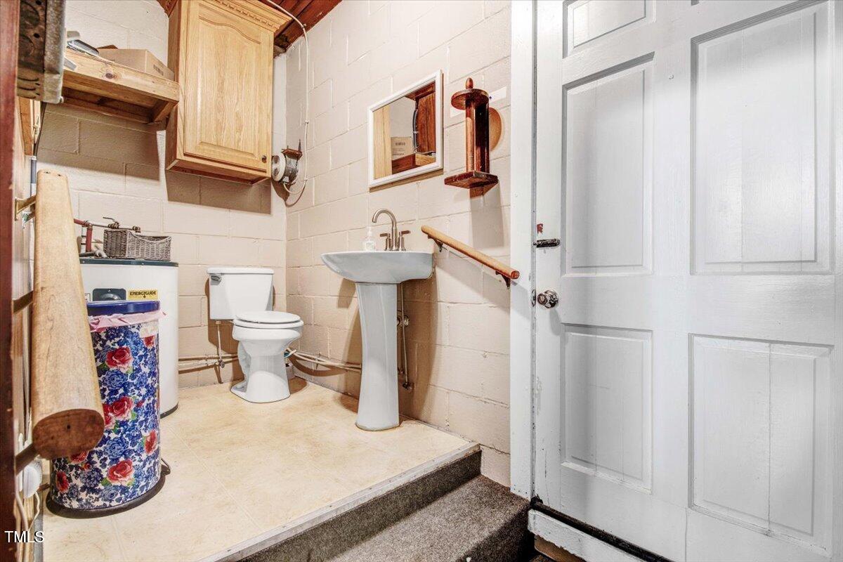 103 W Main Street Property Photo 29