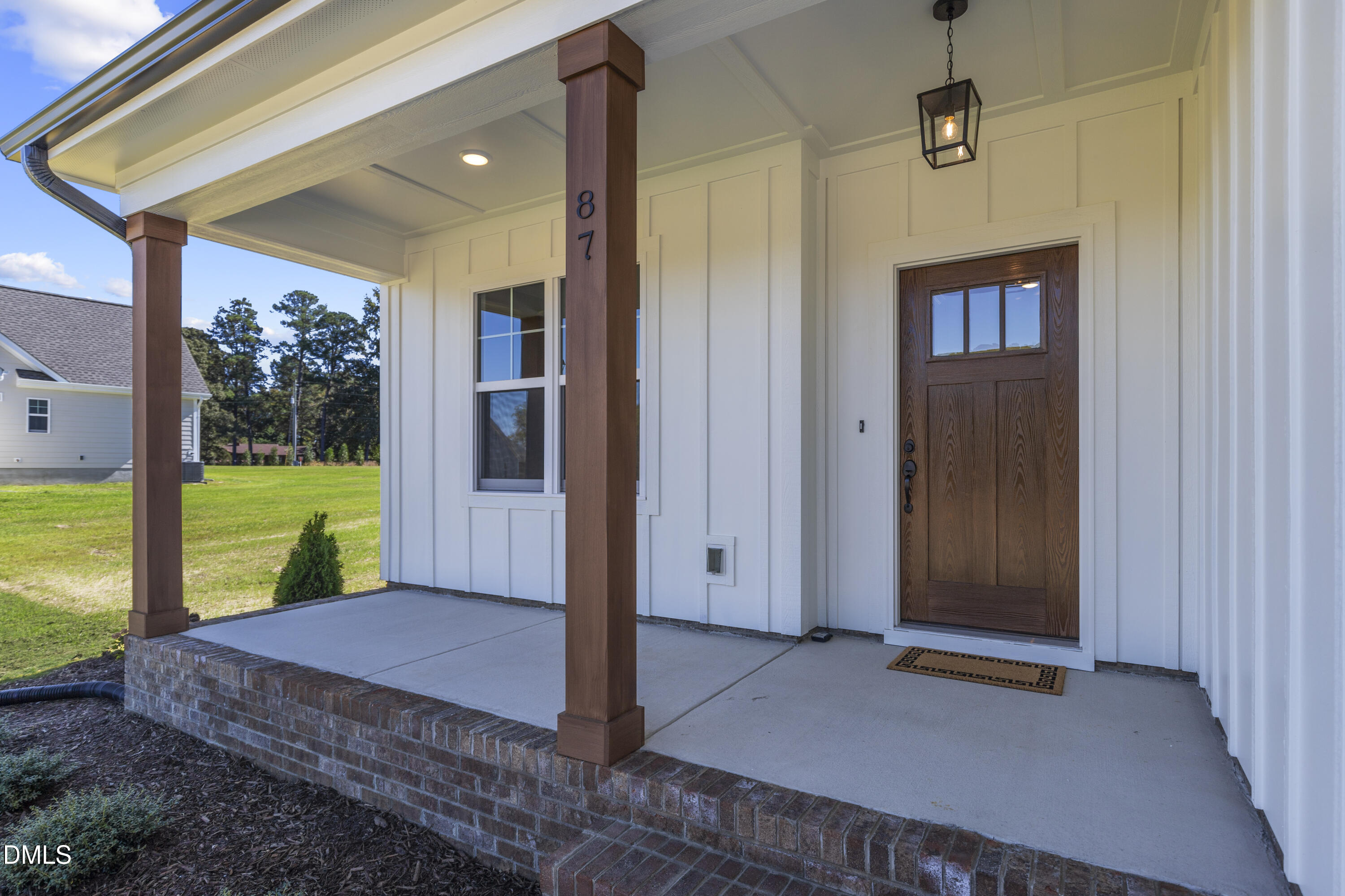 87 Croatoke Court Property Photo 3