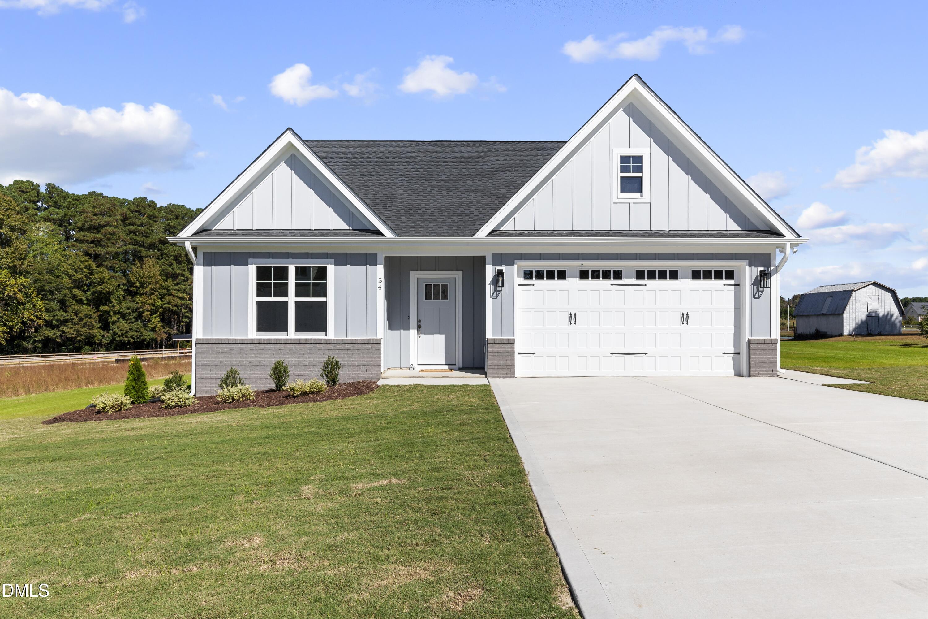 54 Croatoke Court Property Photo 1