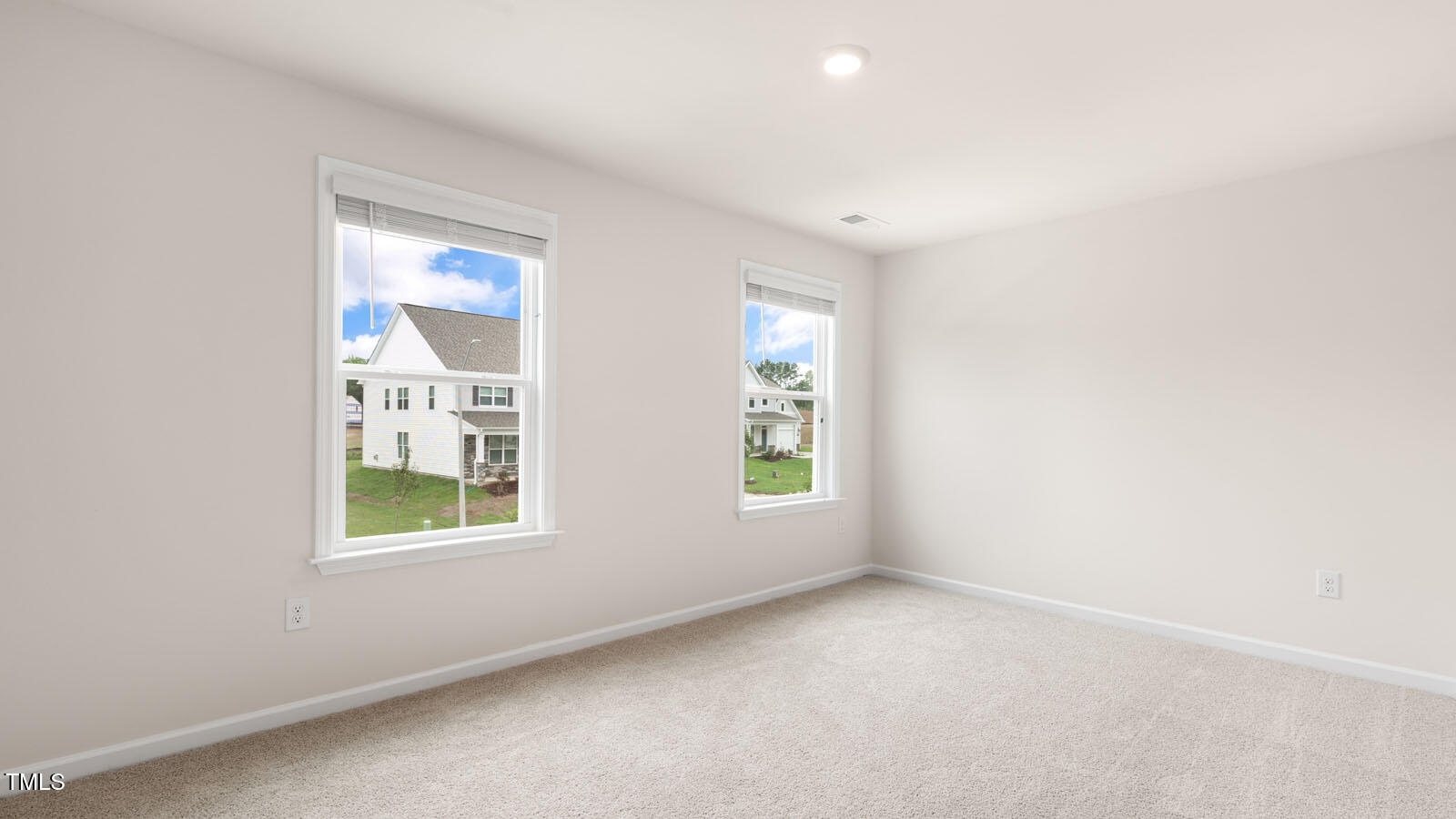 55 Pink Iris Court Property Photo 19