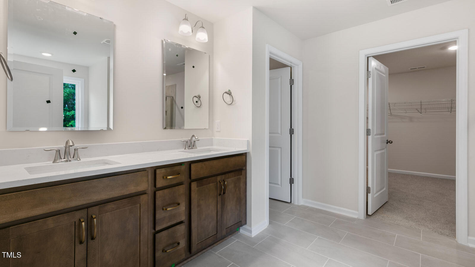 55 Pink Iris Court Property Photo 27