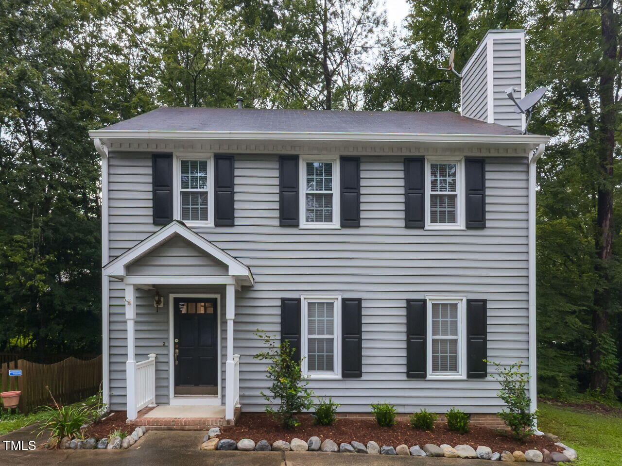 7 Old Towne Place Property Photo 1