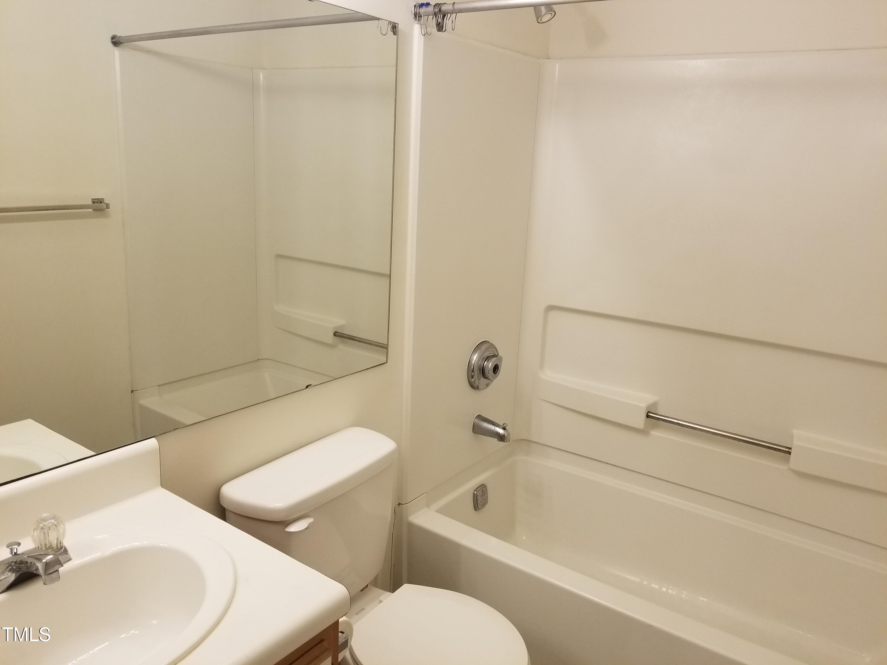 1341 Crab Orchard Drive 301 Property Photo 7