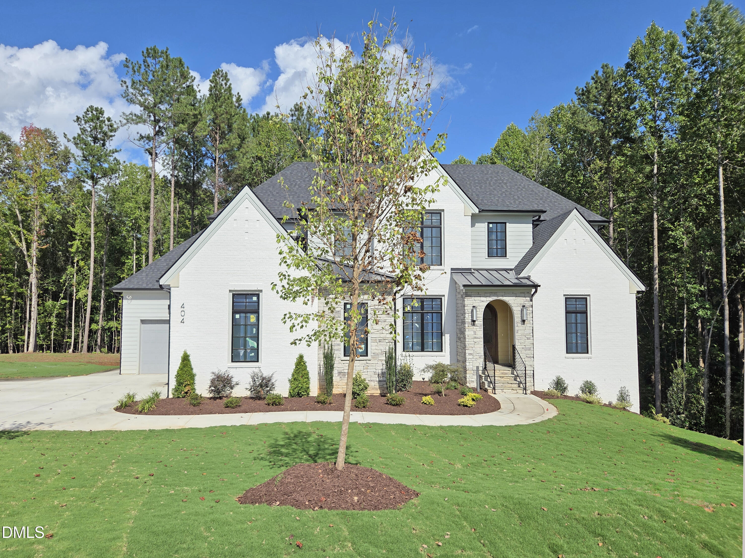 404 Shinleaf Pond Trail Property Photo 1