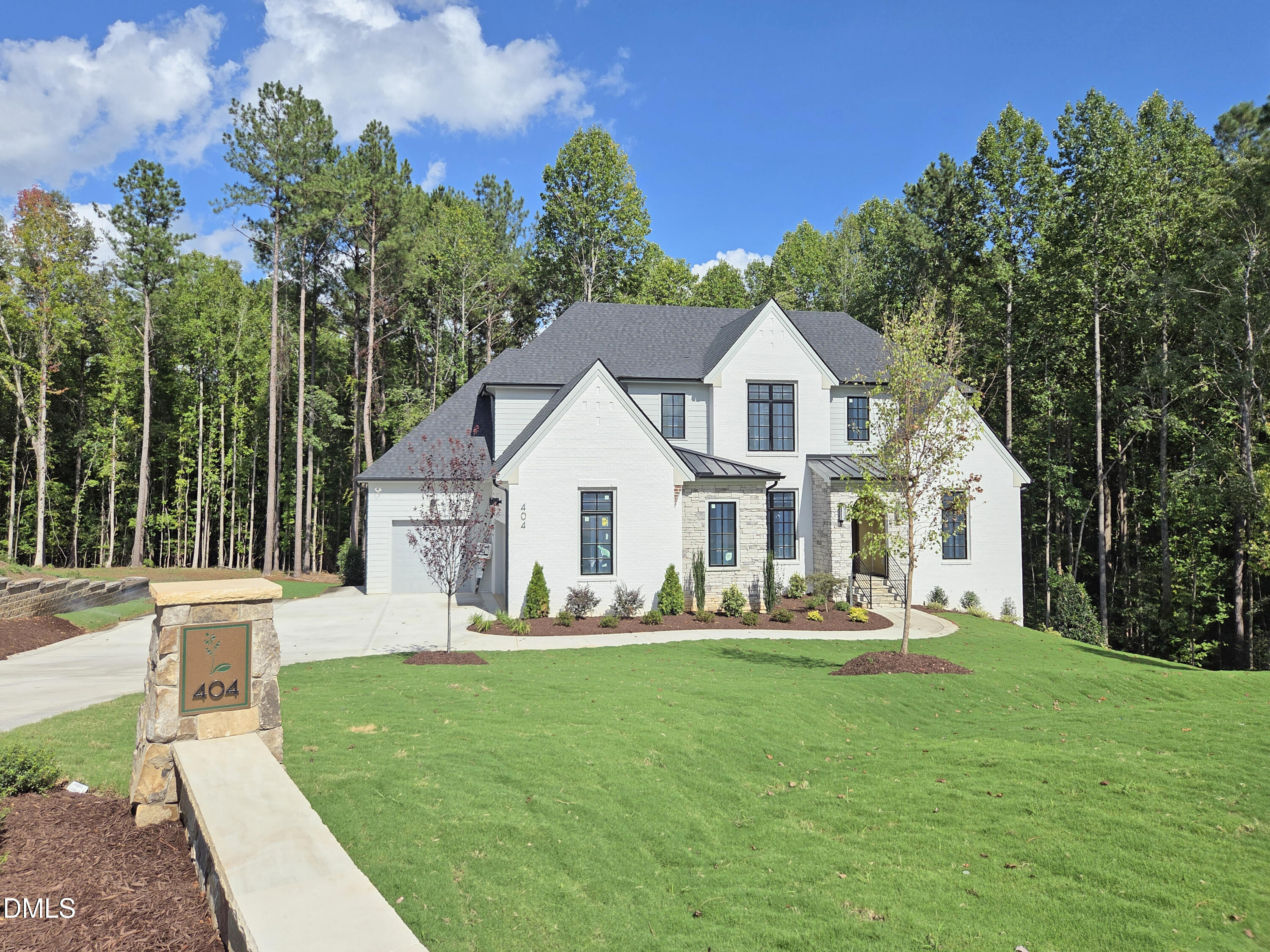 404 Shinleaf Pond Trail Property Photo 2