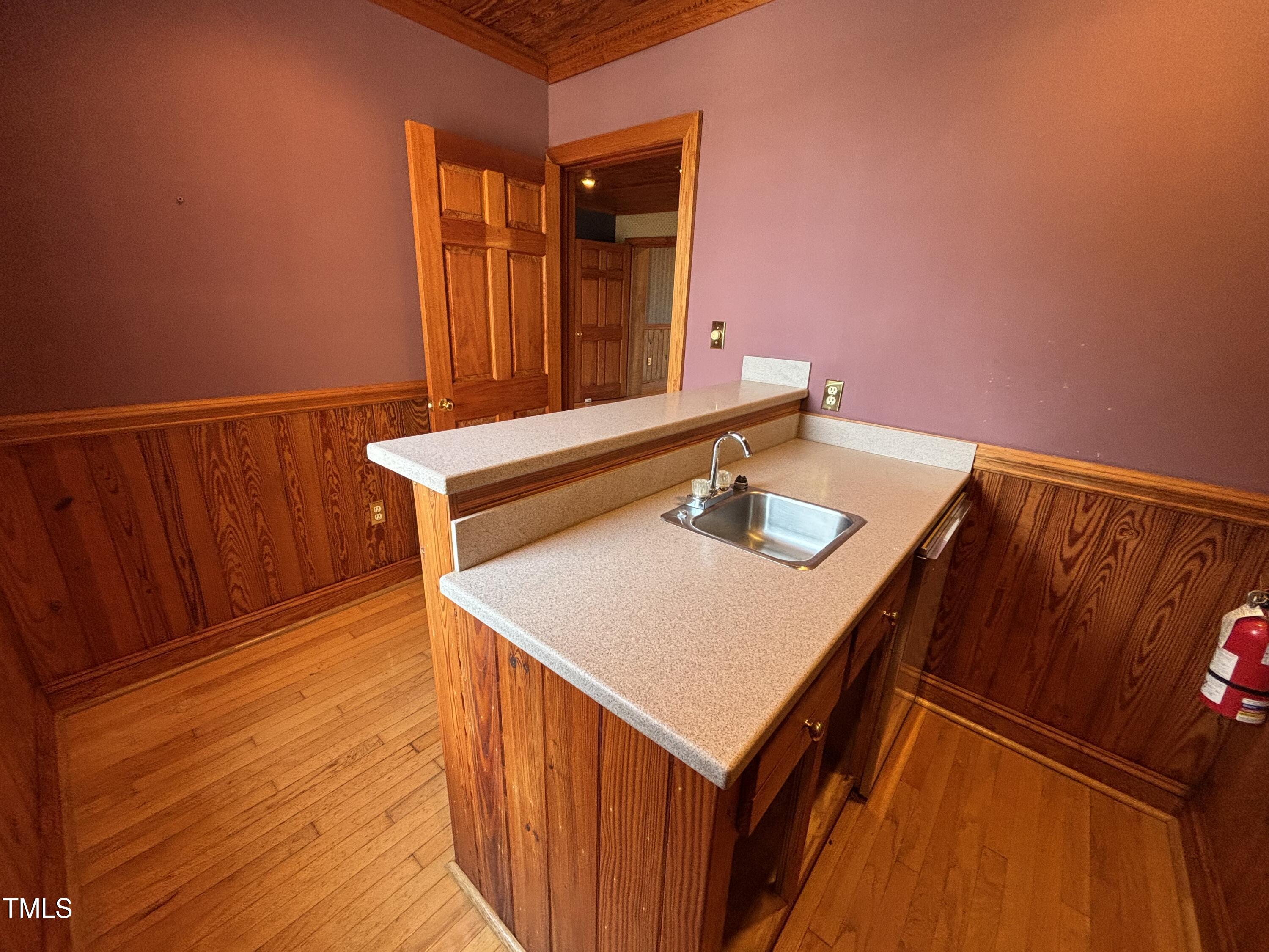 111 N Garnett Street Property Photo 13